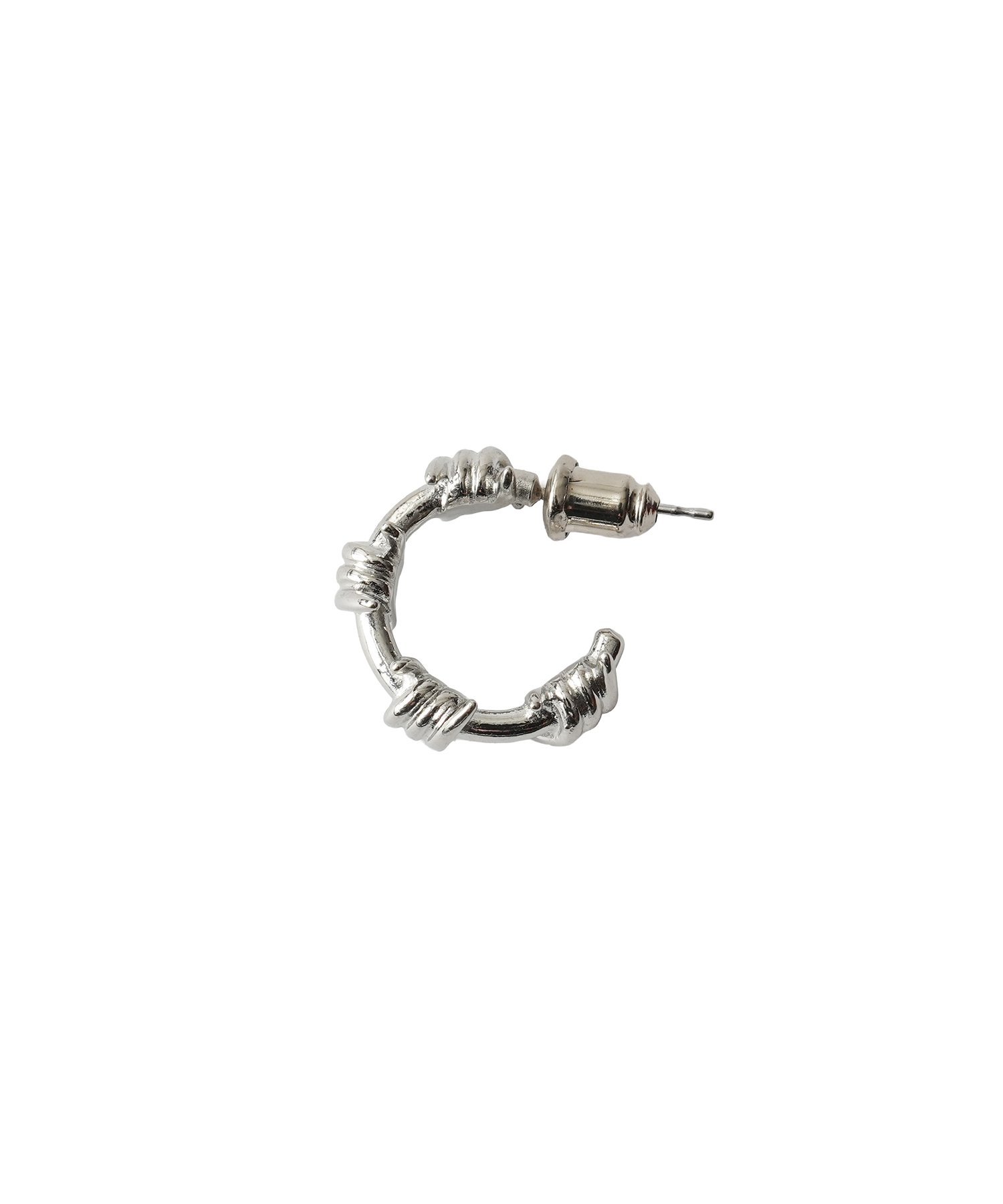 Subciety（サブサエティ）Barbed wire pierce【Subciety(サブサエティ)】有刺鉄線モチーフのピアス-デザイン-有刺鉄線をモチーフとして落とし込んだG型フープのスタッドピアス。立体的な造形による存在感が魅力。ポスト部分はアレルギー反応の少ないサージカルステンレスを採用。幅広いスタイリングでアクセントとして活躍するアイテム。ギフトにもおすすめ。※片方(1点)売りの商品です▼商品のお気に入り登録完売カラーの再入荷通知や、ラスト1点の通知、セールの通知も受け取ることができます。▼ブランドのお気に入り登録新商品や再入荷等、いち早くブランドのお得な情報を受け取ることができます。型番：155-90231-091-F RW1978【採寸】サイズ展開(CM)FREE縦1.7横1.7商品のサイズについて【商品詳細】JAPAN素材：本体: 真鍮 , ポスト部分: サージカルステンレスサイズ：FREE※画面上と実物では多少色具合が異なって見える場合もございます。ご了承ください。商品のカラーについてSubciety（サブサエティ）Barbed wire pierce【Subciety(サブサエティ)】有刺鉄線モチーフのピアス-デザイン-有刺鉄線をモチーフとして落とし込んだG型フープのスタッドピアス。立体的な造形による存在感が魅力。ポスト部分はアレルギー反応の少ないサージカルステンレスを採用。幅広いスタイリングでアクセントとして活躍するアイテム。ギフトにもおすすめ。※片方(1点)売りの商品です▼商品のお気に入り登録完売カラーの再入荷通知や、ラスト1点の通知、セールの通知も受け取ることができます。▼ブランドのお気に入り登録新商品や再入荷等、いち早くブランドのお得な情報を受け取ることができます。型番：155-90231-091-F RW1978【採寸】サイズ展開(CM)FREE縦1.7横1.7商品のサイズについて【商品詳細】JAPAN素材：本体: 真鍮 , ポスト部分: サージカルステンレスサイズ：FREE※画面上と実物では多少色具合が異なって見える場合もございます。ご了承ください。商品のカラーについて