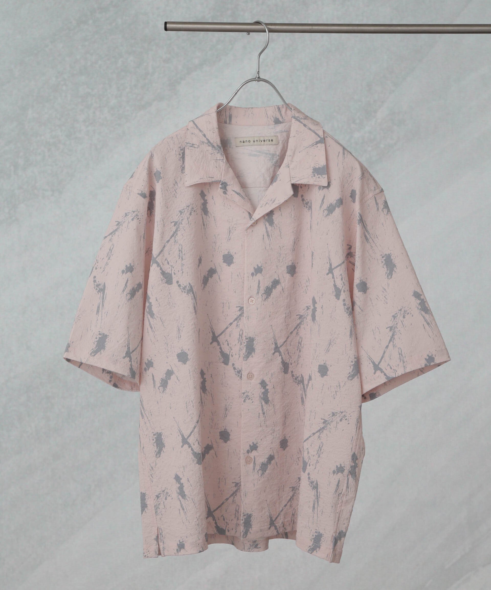 【SALE／30%OFF】NANO universe ランダムサッカープリントシャツ 半袖 ナノユニバース トップス シャツ・ブラウス ホワイト ピンク ブラウン【送料無料】のサムネイル