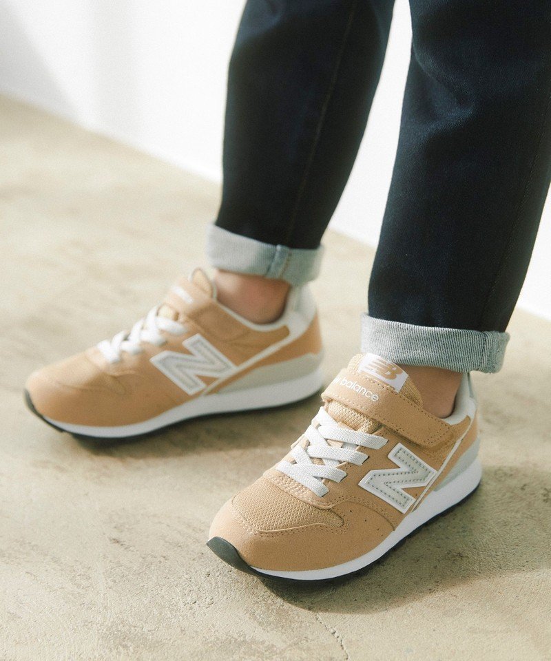 UNITED ARROWS green label relaxing ＜NEW BALANCE(ニューバランス)＞YV996 17-24cm スニーカー ◆ ユナイテッドアローズ グリーンレーベルリラクシング シューズ スニーカー/スリッポン ベージュ ピンク【送料無料】