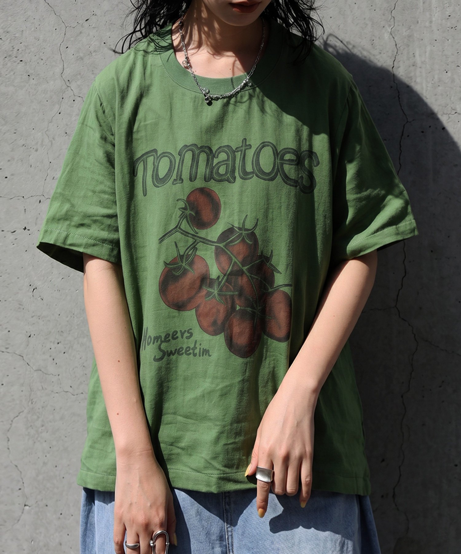 [antiqua] ヴィンテージ風 プリント 綿100 Tシャツ レディース ANS-00080 アンティカ トップス カットソー・Tシャツ グレー ホワイト グリーン