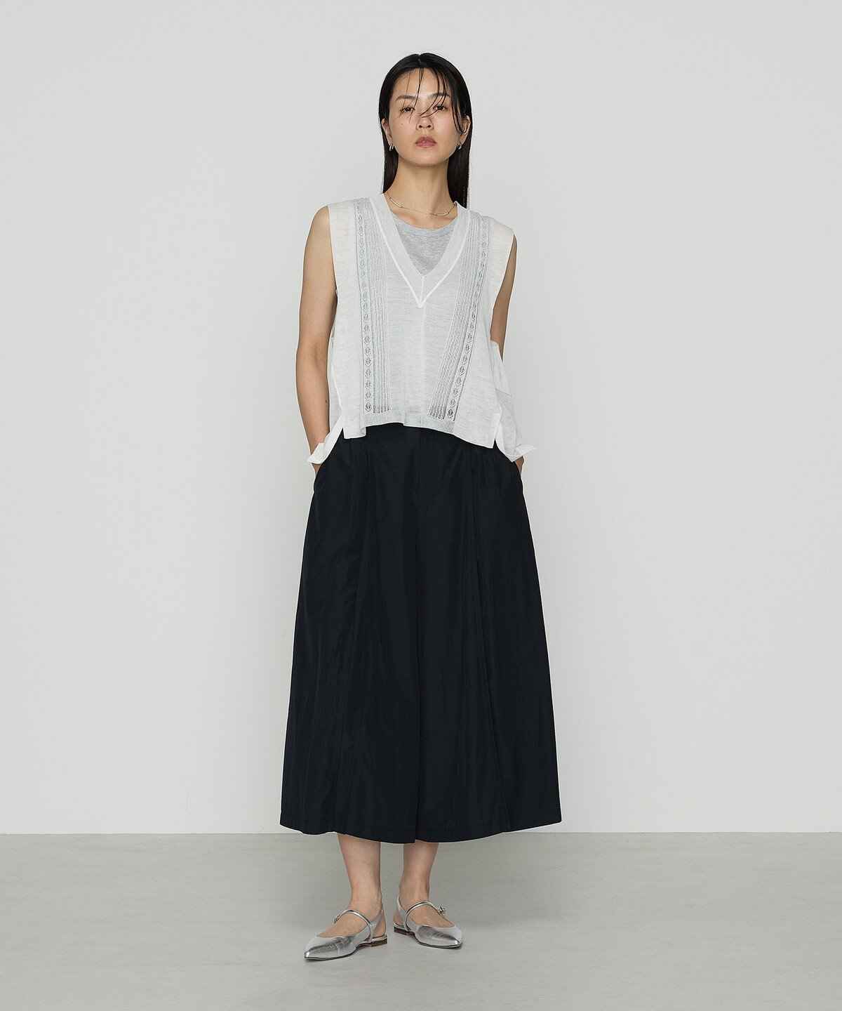 Gabardine K.T ハイグレードラミー シアー*ラメレースベスト コムサ トップス ニット ブラック ホワイト【送料無料】