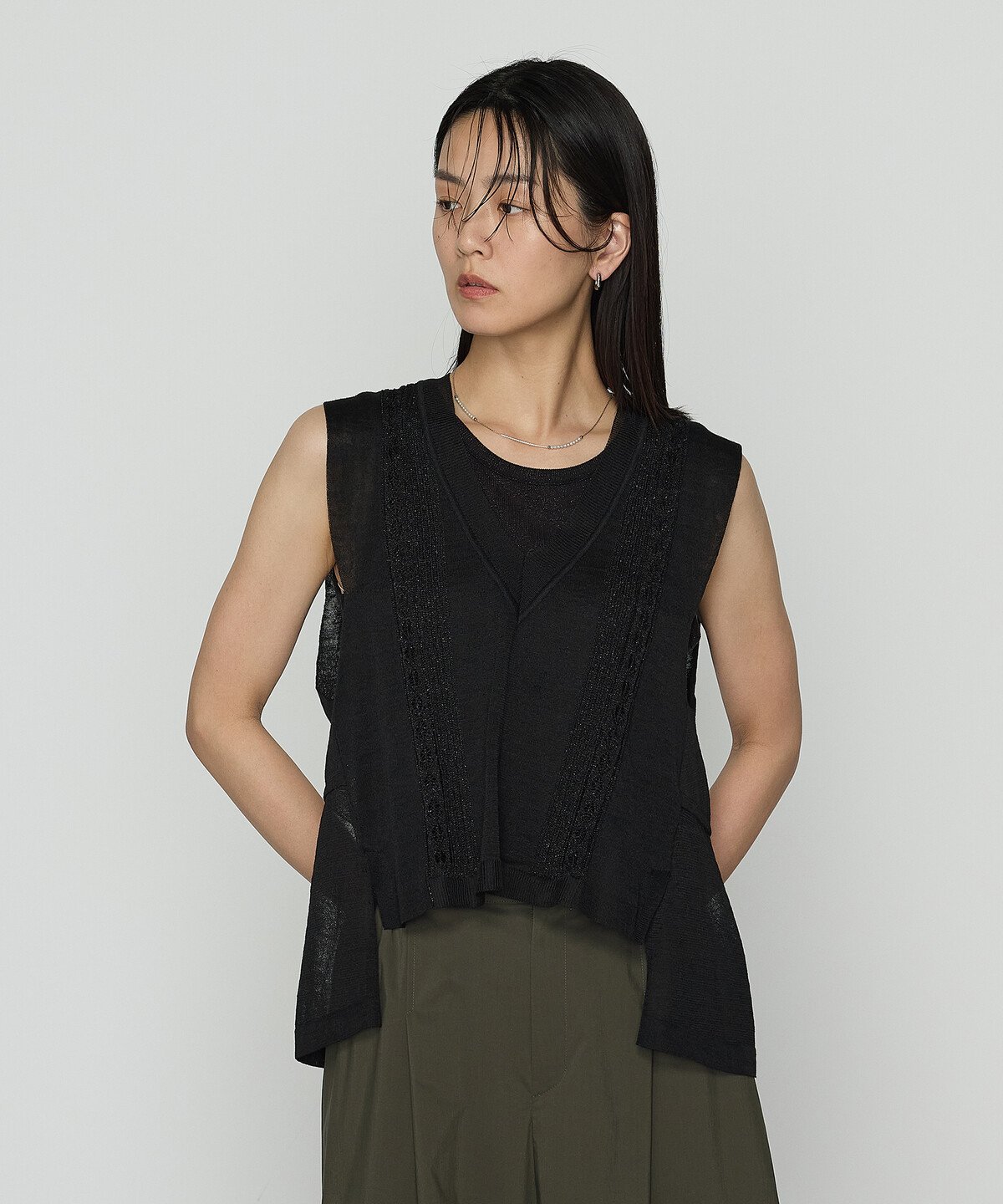 Gabardine K.T ハイグレードラミー シアー*ラメレースベスト コムサ トップス ニット ブラック ホワイト【送料無料】