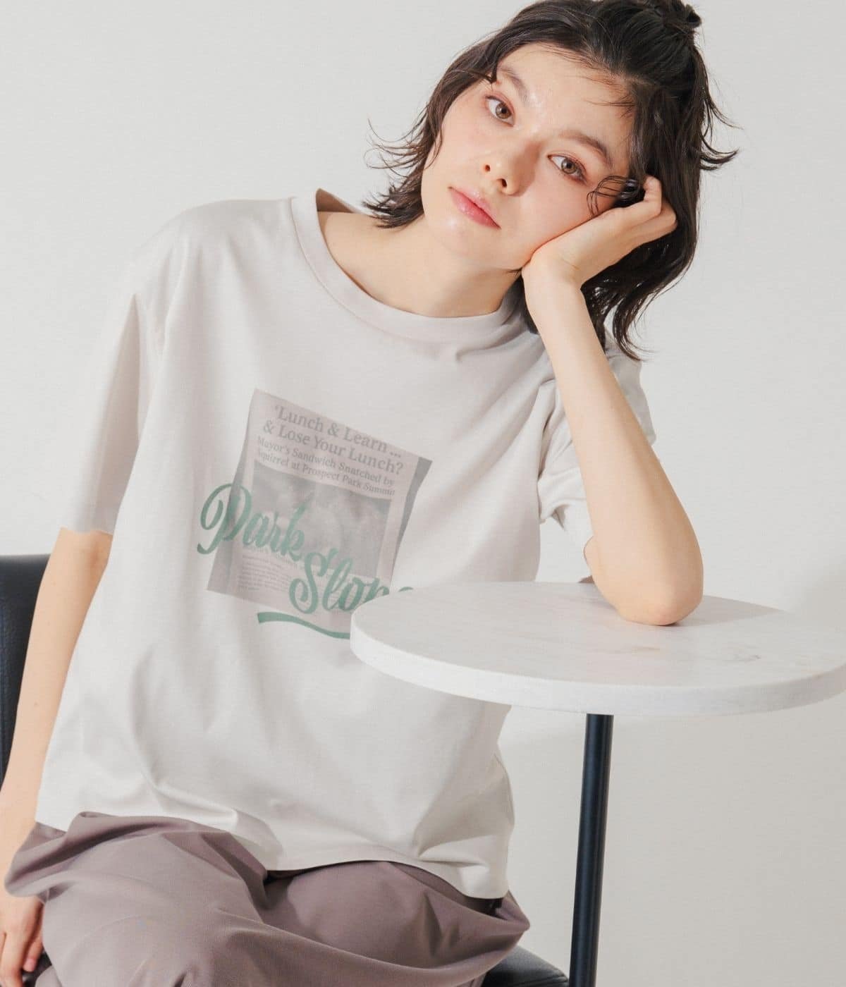 Park Slope NEWYORKER 【滑らかな肌触り・着回し】NEWS PAPER グラフィックTシャツ ニューヨーカー トップス カットソー・Tシャツ ホワイト