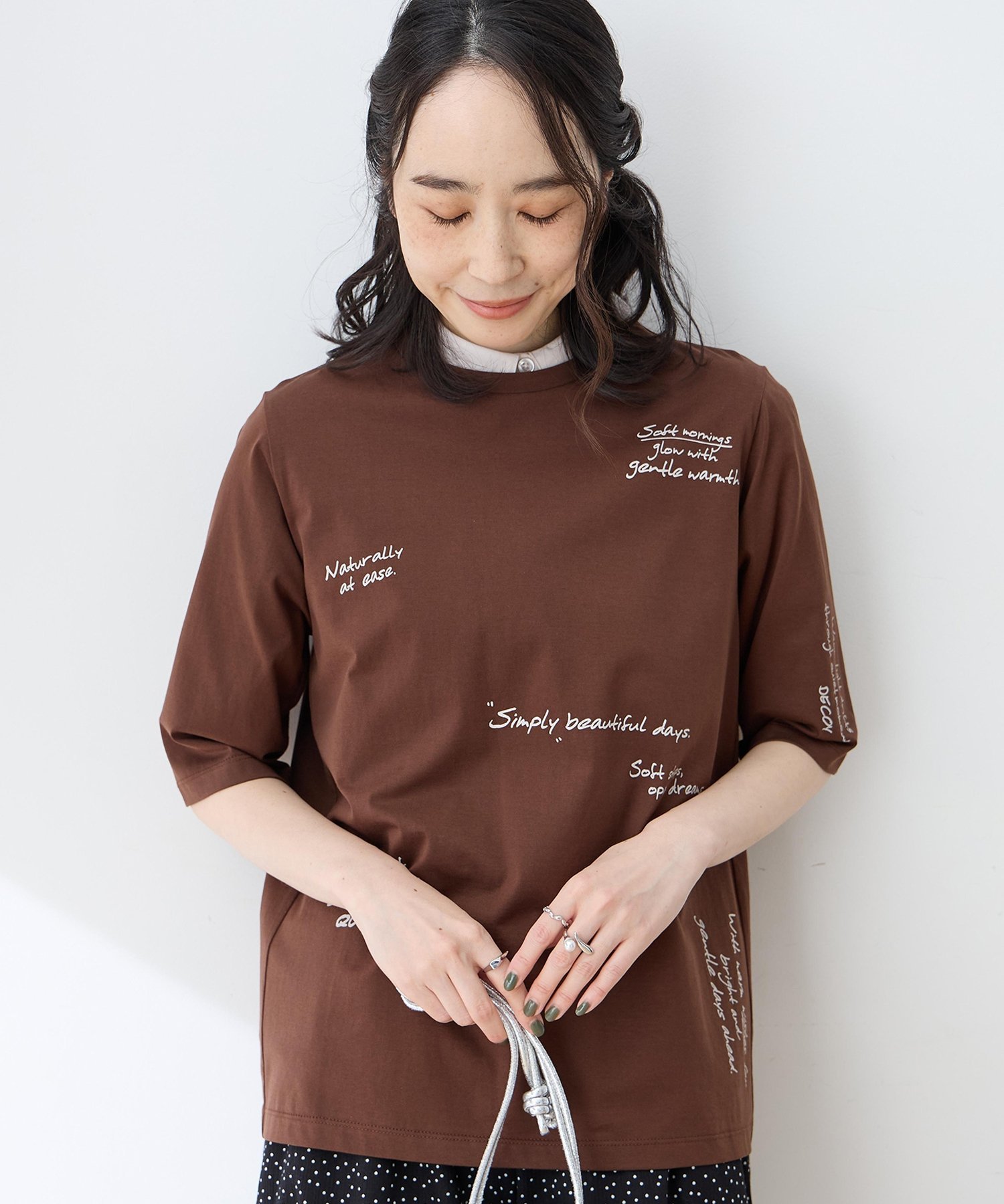 【ひやさらコットン】メッセージプリントバックタック6分袖Tシャツ【綿100%・接触冷感・UVカット】 デコイシンス1981 トップス カットソー・Tシャツ レッド ブラウン ネイビー