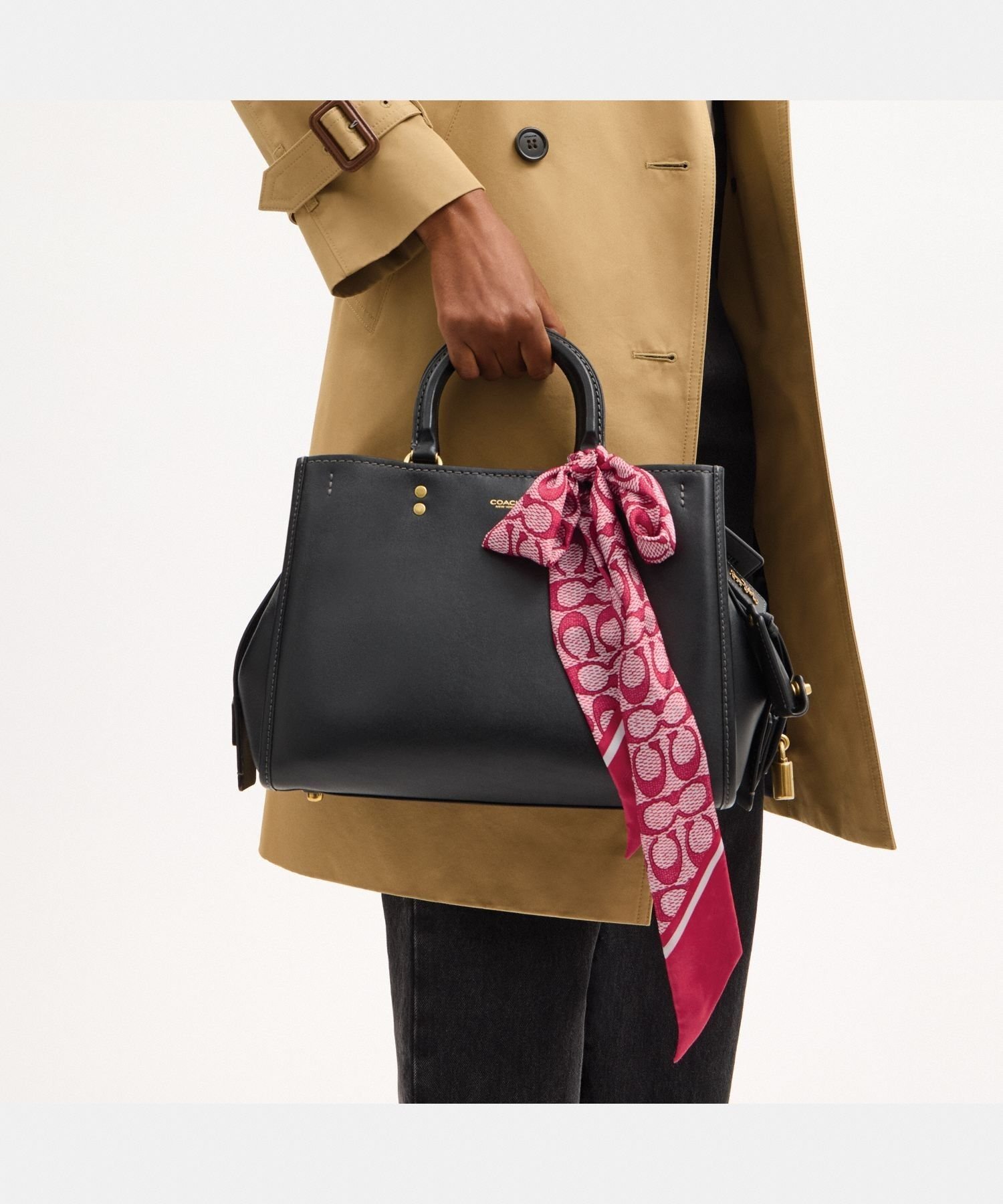 COACH ヴィンテージ シグネチャー プリント シルク スキニー スカーフ コーチ ファ...