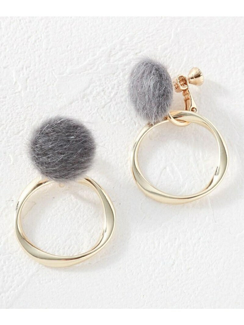 【SALE／60%OFF】HusHusH エコファー2WAYイヤリング ハッシュアッシュ アクセサリー イヤリング ホワイト グレー レッド ブラウン