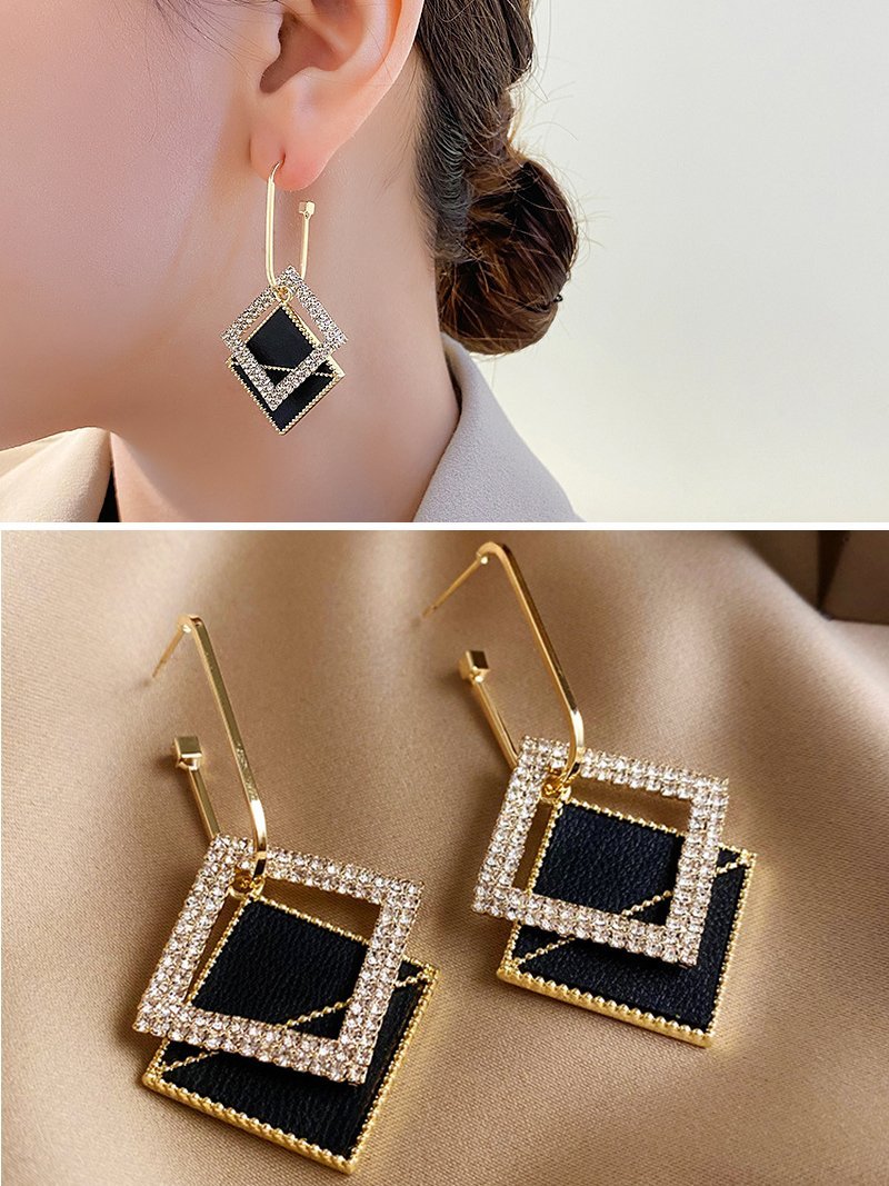 【SALE／33%OFF】Coo+i スクエアピアス スレンダー アクセサリー・腕時計 ピアス ブラックのサムネイル