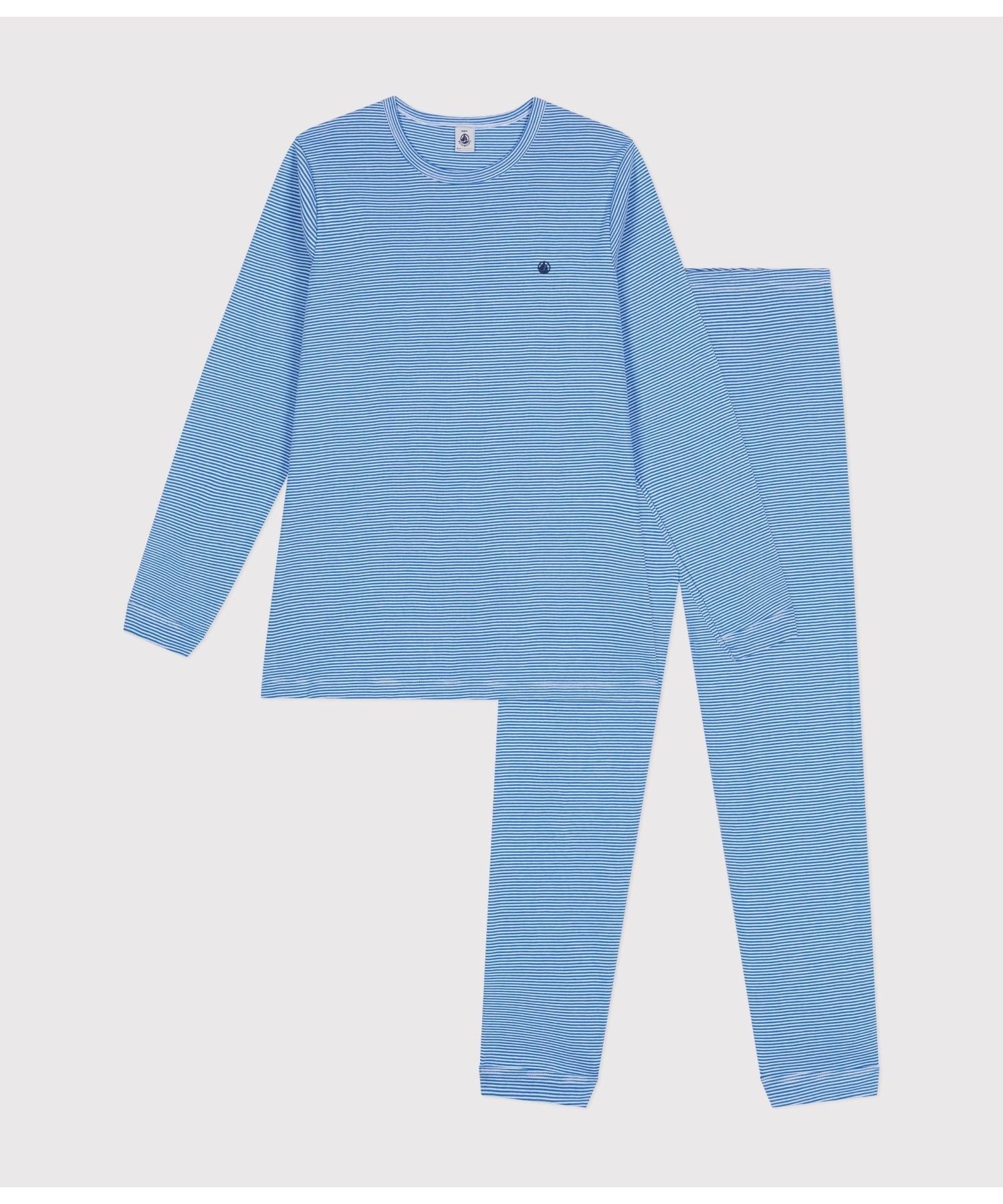 PETIT BATEAU（プチバトー）ミラレ長袖パジャマプチバトー定番のミラレボーダーをあしらった長袖パジャマです。第二の肌と呼ばれるほど心地よい肌触りの1x1リブ編み素材を使用。袖口と裾のリブが着崩れを防ぎ、快適な睡眠を提供してくれます。べビーから大人までお揃いが可能。定番人気のデザインは、お誕生日や大切な方へのギフトにもおすすめです。型番：A0AAX-02-140 KH4984【採寸】サイズ上　着丈上　身幅袖丈下　着丈下　ウエストS (14ans)65cm47.5cm57.7cm90.5cm29cmM (16ans)70cm50cm61.7cm98cm30cmL (18ans)72cm51.5cm63.7cm101cm31cm商品のサイズについて【商品詳細】モロッコ素材：コットン100%サイズ：S (14ans)、M (16ans)、L (18ans)※画面上と実物では多少色具合が異なって見える場合もございます。ご了承ください。商品のカラーについて 【予約商品について】 ※「先行予約販売中」「予約販売中」をご注文の際は予約商品についてをご確認ください。PETIT BATEAU（プチバトー）ミラレ長袖パジャマプチバトー定番のミラレボーダーをあしらった長袖パジャマです。第二の肌と呼ばれるほど心地よい肌触りの1x1リブ編み素材を使用。袖口と裾のリブが着崩れを防ぎ、快適な睡眠を提供してくれます。べビーから大人までお揃いが可能。定番人気のデザインは、お誕生日や大切な方へのギフトにもおすすめです。型番：A0AAX-02-140 KH4984【採寸】サイズ上　着丈上　身幅袖丈下　着丈下　ウエストS (14ans)65cm47.5cm57.7cm90.5cm29cmM (16ans)70cm50cm61.7cm98cm30cmL (18ans)72cm51.5cm63.7cm101cm31cm商品のサイズについて【商品詳細】モロッコ素材：コットン100%サイズ：S (14ans)、M (16ans)、L (18ans)※画面上と実物では多少色具合が異なって見える場合もございます。ご了承ください。商品のカラーについて 【予約商品について】 ※「先行予約販売中」「予約販売中」をご注文の際は予約商品についてをご確認ください。■重要なお知らせ※ 当店では、ギフト配送サービス及びラッピングサービスを行っておりません。ご注文者様とお届け先が違う場合でも、タグ（値札）付「納品書 兼 返品連絡票」同梱の状態でお送り致しますのでご了承ください。 ラッピング・ギフト配送について※ 2点以上ご購入の場合、全ての商品が揃い次第一括でのお届けとなります。お届け予定日の異なる商品をお買い上げの場合はご注意下さい。お急ぎの商品がございましたら分けてご購入いただきますようお願い致します。発送について ※ 買い物カートに入れるだけでは在庫確保されませんのでお早めに購入手続きをしてください。当店では在庫を複数サイトで共有しているため、同時にご注文があった場合、売切れとなってしまう事がございます。お手数ですが、ご注文後に当店からお送りする「ご注文内容の確認メール」をご確認ください。ご注文の確定について ※ Rakuten Fashionの商品ページに記載しているメーカー希望小売価格は、楽天市場「商品価格ナビ」に登録されている価格に準じています。 商品の価格についてPETIT BATEAUPETIT BATEAUのパジャマインナー・ルームウェアご注文・お届けについて発送ガイドラッピンググッズ3,980円以上送料無料ご利用ガイド