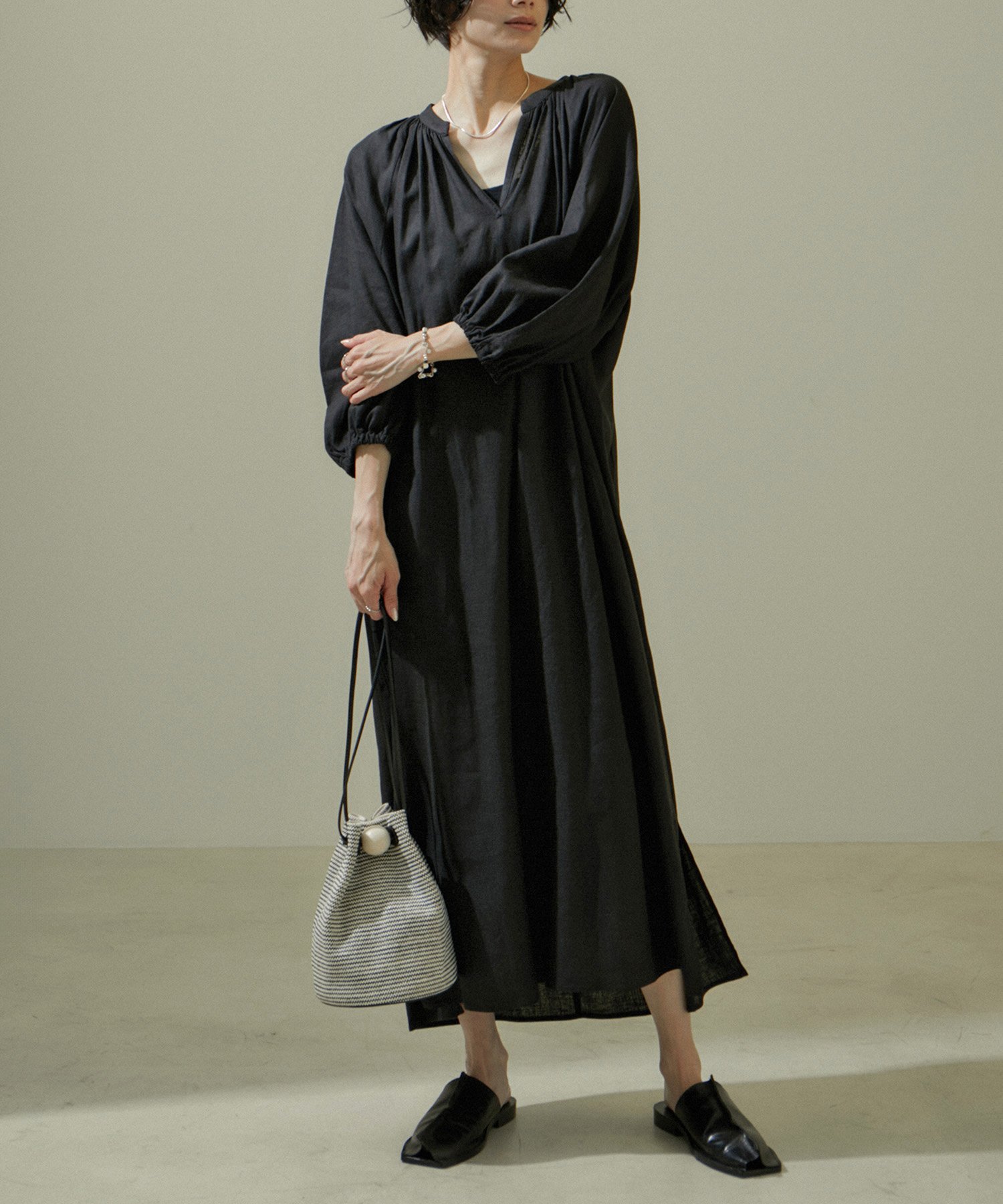 【SALE／40%OFF】SALON adam et rope' 【WEB限定】レーヨン麻スキッパーギャザーワンピース/24SS サロン アダム エ ロペ ワンピース・ドレス ワンピース ベージュ ブラック【送料無料】