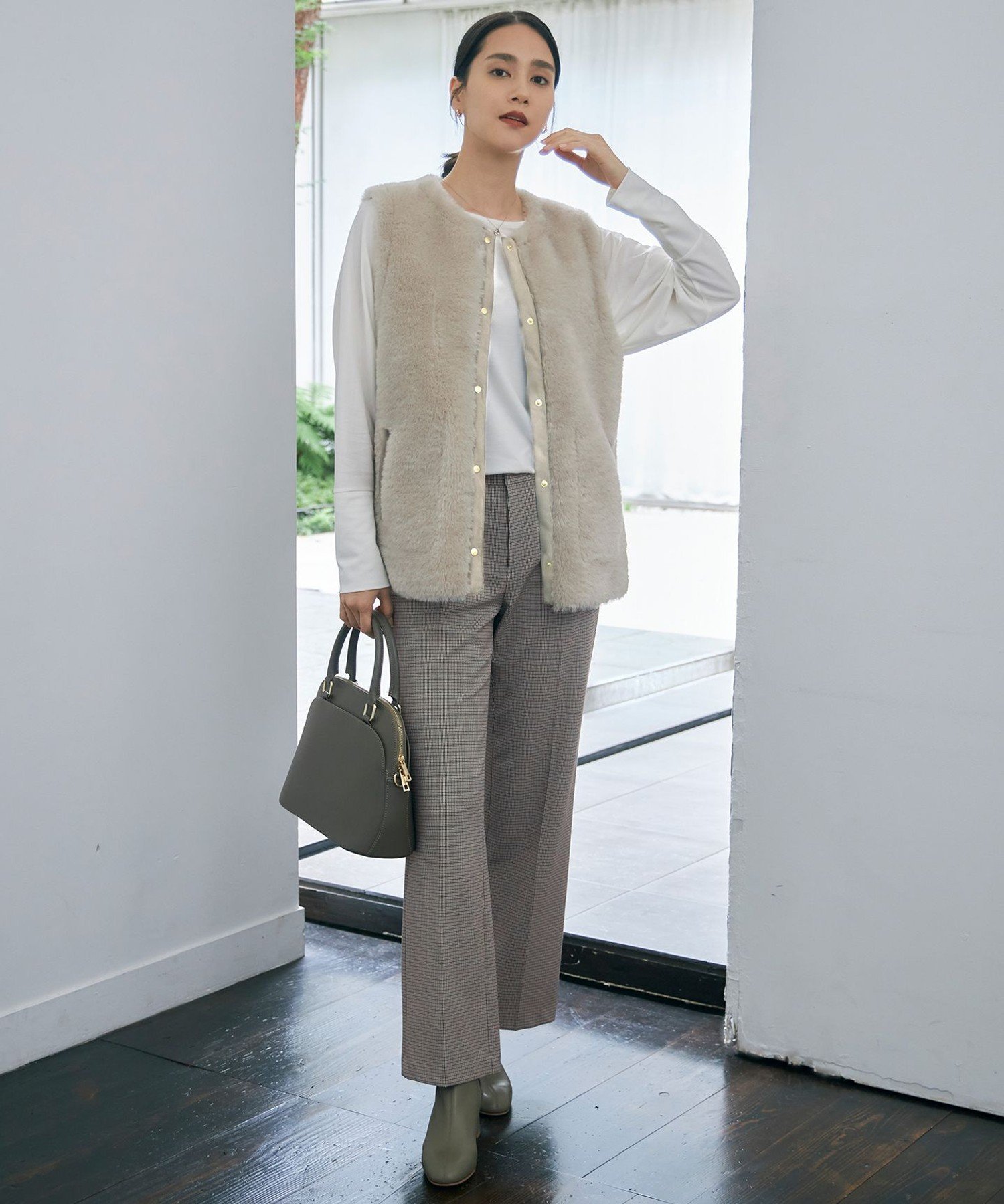 自由区 S 【撥水加工・洗える】TRギャバチェック柄ストレート パンツ ジユウク パンツ その他のパンツ ベージュ