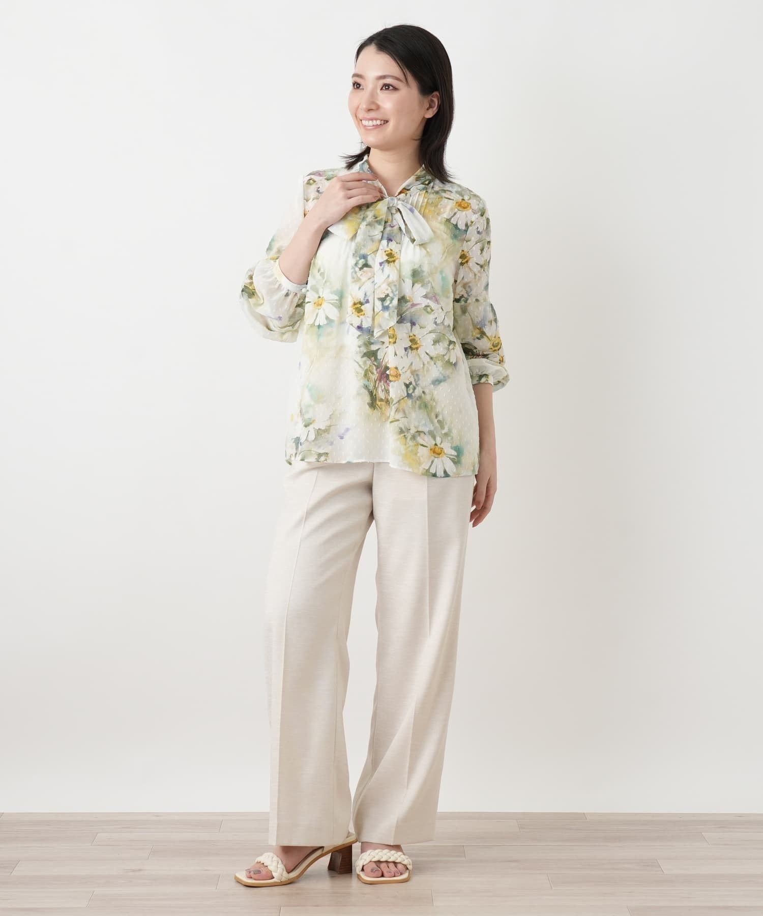 Leilian 花柄ボウタイブラウス【ROCHAS Premiere】 レリアン トップス シャツ・ブラウス グリーン