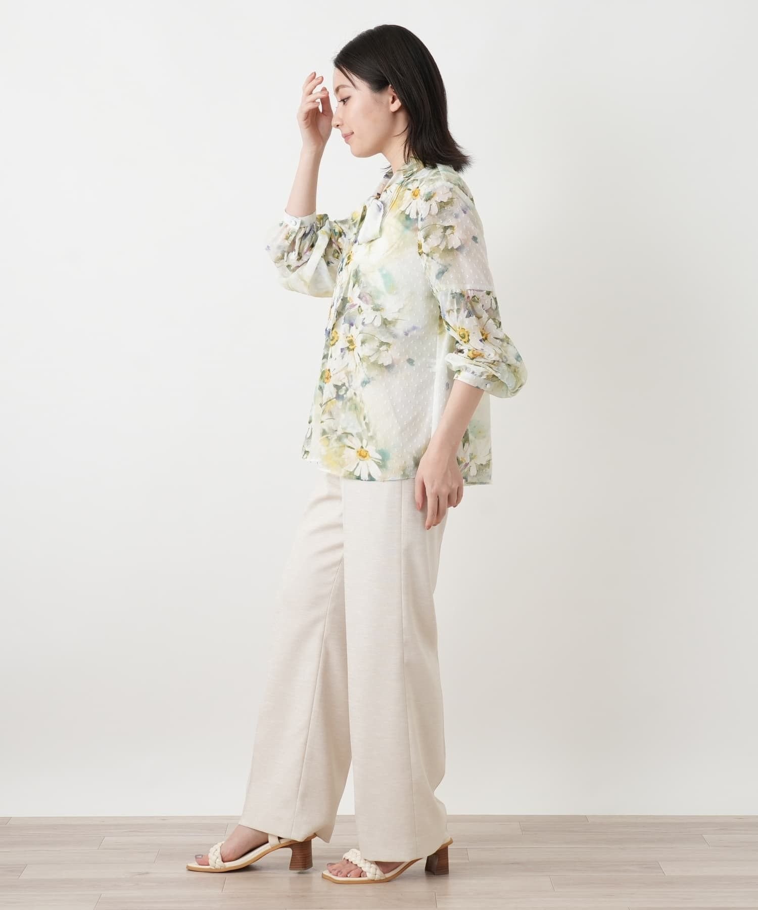 Leilian 花柄ボウタイブラウス【ROCHAS Premiere】 レリアン トップス シャツ・ブラウス グリーン