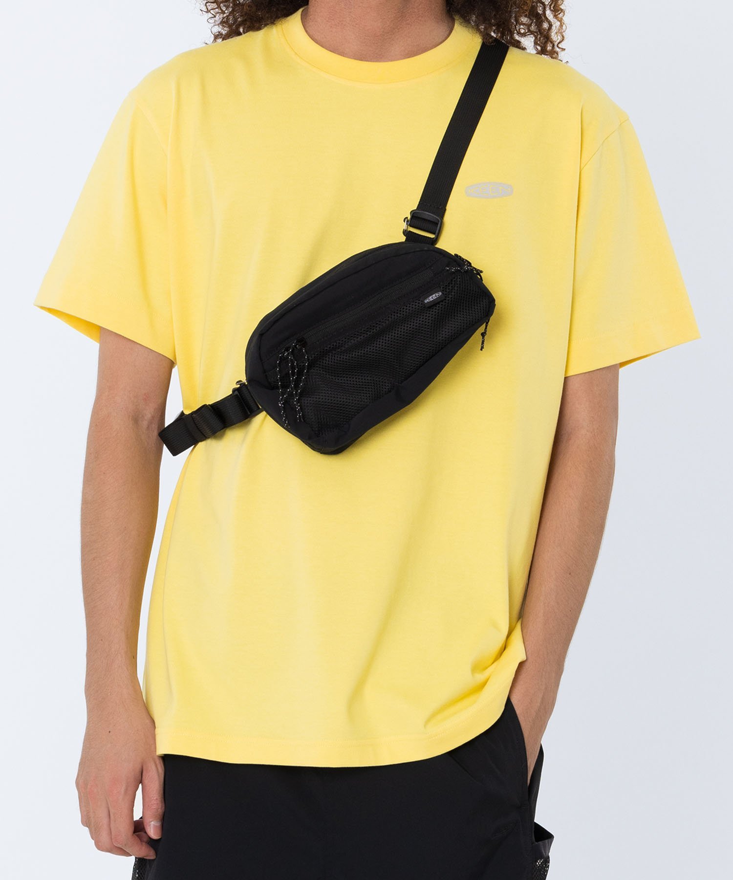 KEEN NYLON HIP BAG ユニセックス ナイロン ヒップ バッグ キーン バッグ ボディバッグ・ウエストポーチ ブラック