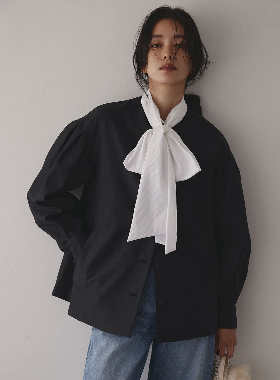 【SALE／80%OFF】COEL 袖ボリュームシャンタンジャケット コエル ジャケット・アウター ノーカラージャケット ブラック【送料無料】