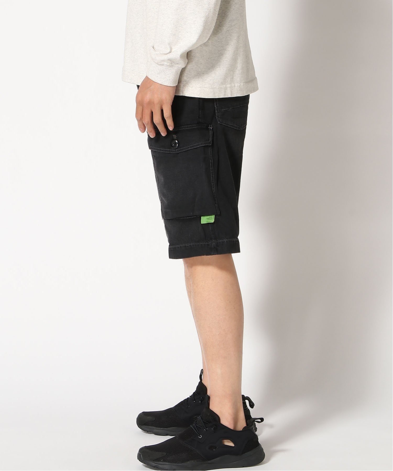 【公式ショップ】BEARING CARGO SHORTS/ミリタリーディテールカーゴデニムショートパンツ ジースターロゥ パンツ その他のパンツ ブラック