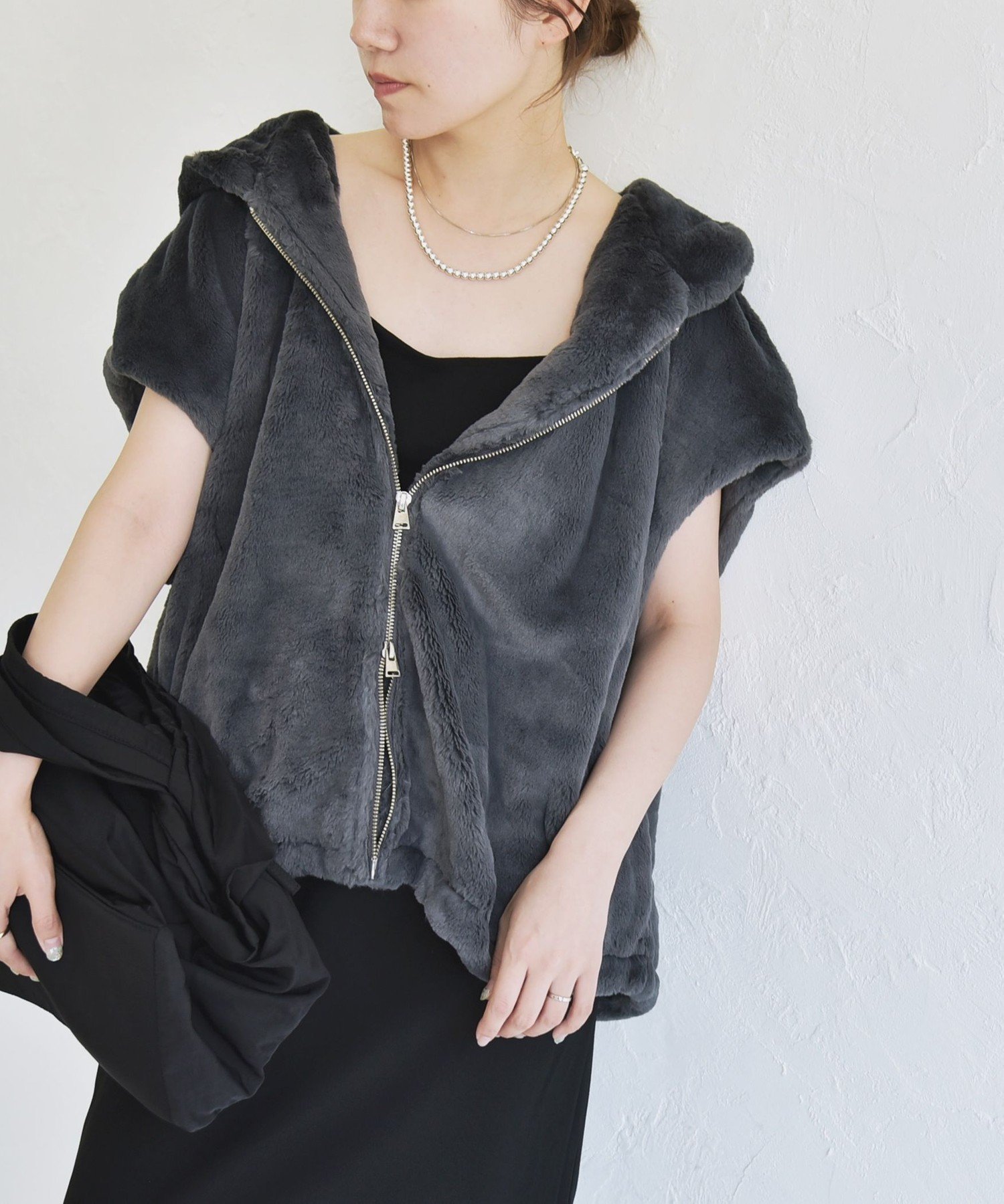 ブラック ジップアップジャケット レディース　フルジップセーター　WOMEN ブラック ジップアップジャケット レディース フルジップ