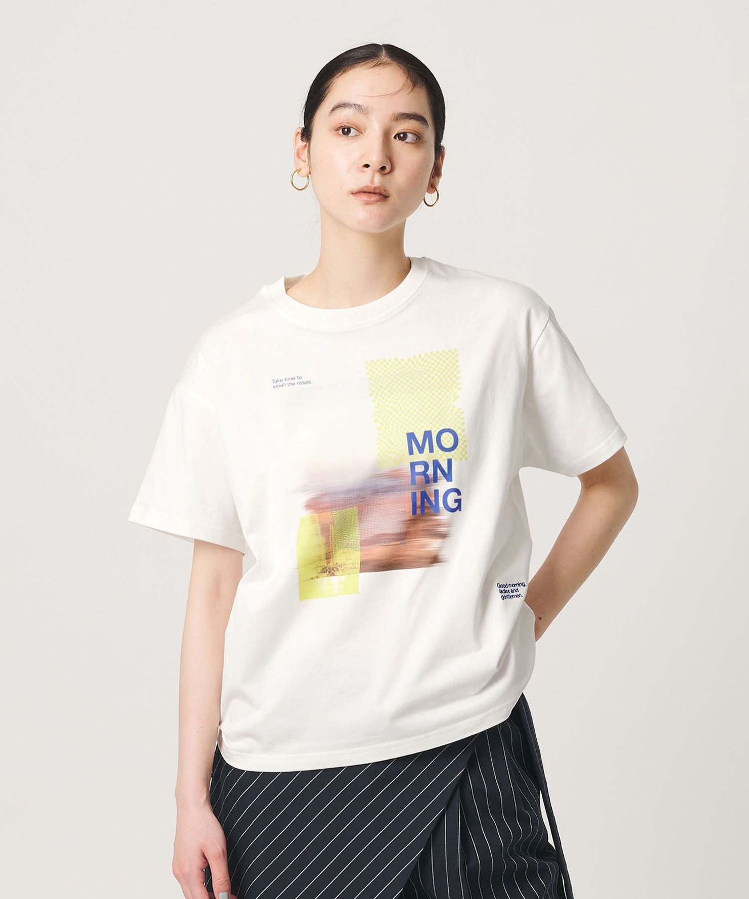 【別注】＜She is-.＞プリント Tシャツ ビューティー＆ユース ユナイテッドアローズ トップス カットソー・Tシャツ ホワイト