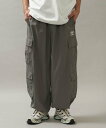 【SALE/31%OFF】UMBRO 別注 UMBRO ナイロンカーゴパンツ【限定展開】 24SS フリークスストア パンツ カーゴパンツ ネイビー ブラック ...