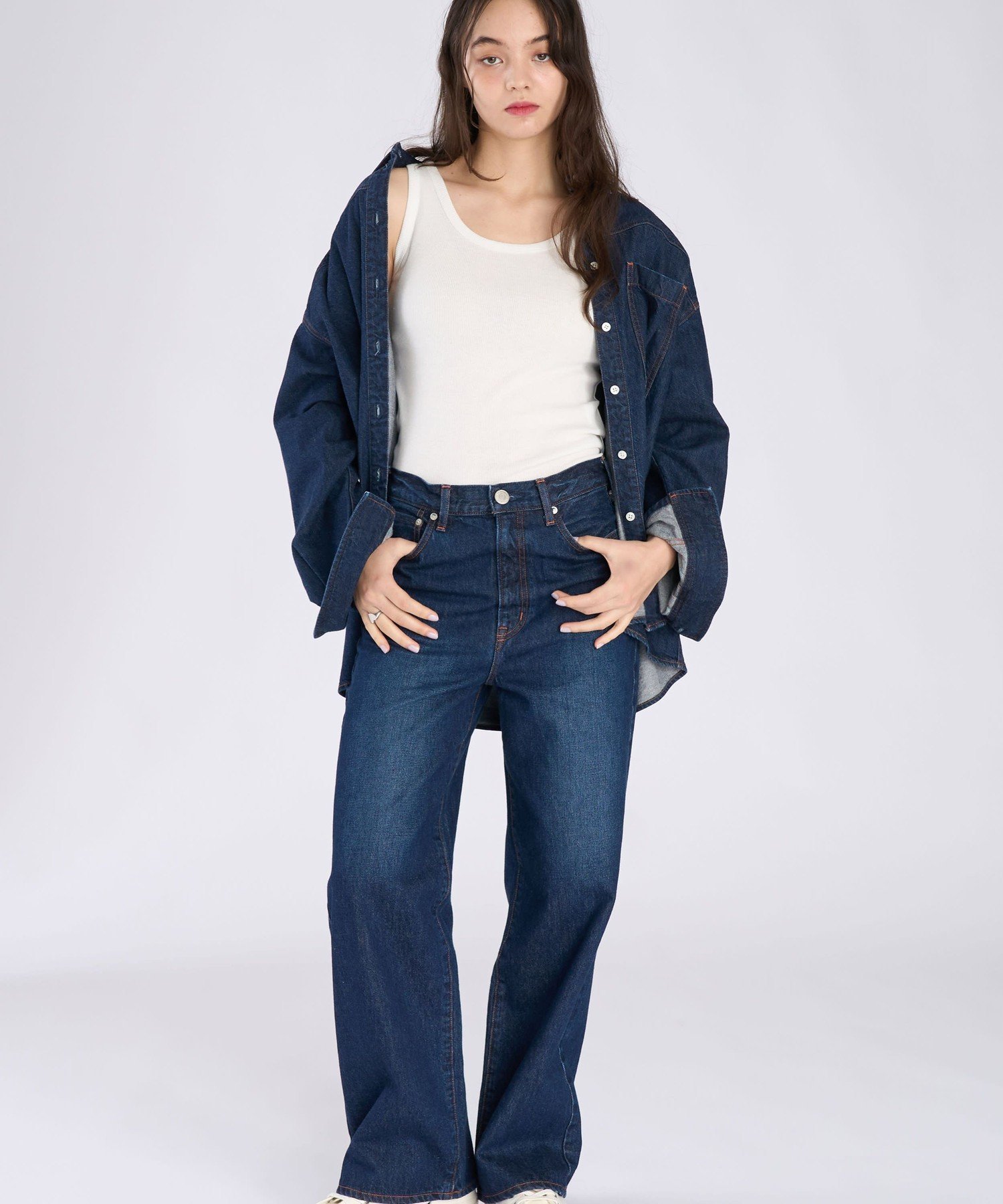 . To b. by agnes b. * NEEDBY heritage LUNA WITH TO B. アニエスベー パンツ その他のパンツ ネイビー