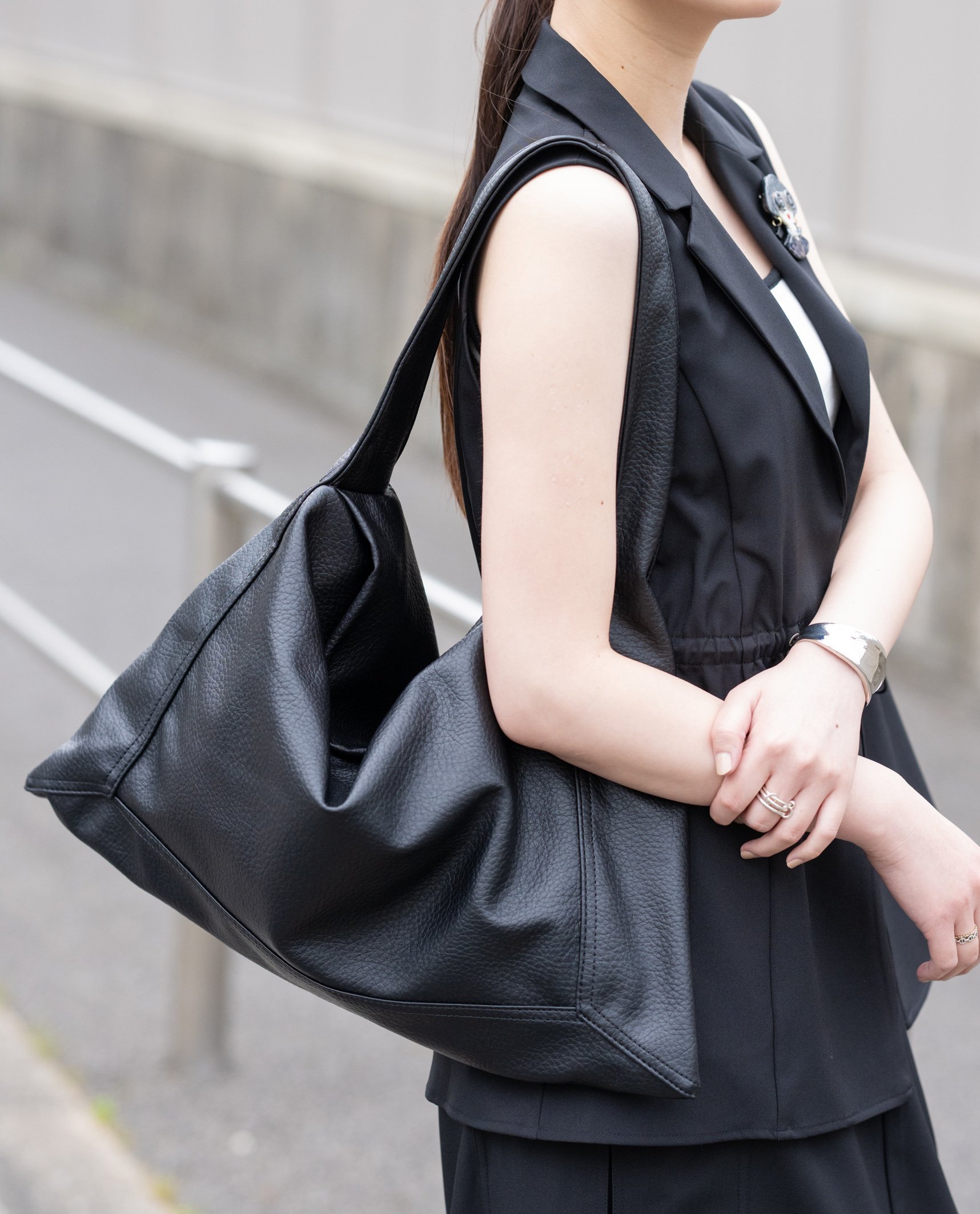 YEVS フェイクレザー ショルダーバッグ 通勤 S/S レディース イーブス バッグ ショルダーバッグ ブラック【送料無料】