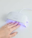 SMELLY（スメリー）gel nail LED light【セルフジェルネイルの必需品】セルフでのジェルネイルには欠かせないアーチ型のLEDライト。UVライトと違い、より硬化時間が短いのがLEDの特徴。コンパクトで軽量な携帯タイプで、ご自宅でのご使用はもちろん、お直し用での持ち運びもしやすい1点です。消費電力:15W入力:USBType-C※商品画像は、光の当たり具合やパソコンなどの閲覧環境により、実際の色味と異なって見える場合がございます。予めご了承ください。※商品の色味の目安は、商品単体の画像をご参照ください。店舗にてお問い合わせの際は、下記の品番をお申し付け下さい。品番：%MakerProductsCD%▼「お気に入り」登録がおすすめ！▼お気に入り登録商品は、マイページにて現在の価格情報や在庫状況の確認が可能です。お買い物リストの管理に是非ご利用下さい。モデル身長：-　着用サイズ：-型番：464393-3E-1 HF9998【採寸】サイズ幅高さ-12.5cm5cm商品のサイズについて【商品詳細】中国素材：-サイズ：-※画面上と実物では多少色具合が異なって見える場合もございます。ご了承ください。商品のカラーについて 【予約商品について】 ※「先行予約販売中」「予約販売中」をご注文の際は予約商品についてをご確認ください。SMELLY（スメリー）gel nail LED light【セルフジェルネイルの必需品】セルフでのジェルネイルには欠かせないアーチ型のLEDライト。UVライトと違い、より硬化時間が短いのがLEDの特徴。コンパクトで軽量な携帯タイプで、ご自宅でのご使用はもちろん、お直し用での持ち運びもしやすい1点です。消費電力:15W入力:USBType-C※商品画像は、光の当たり具合やパソコンなどの閲覧環境により、実際の色味と異なって見える場合がございます。予めご了承ください。※商品の色味の目安は、商品単体の画像をご参照ください。店舗にてお問い合わせの際は、下記の品番をお申し付け下さい。品番：%MakerProductsCD%▼「お気に入り」登録がおすすめ！▼お気に入り登録商品は、マイページにて現在の価格情報や在庫状況の確認が可能です。お買い物リストの管理に是非ご利用下さい。モデル身長：-　着用サイズ：-型番：464393-3E-1 HF9998【採寸】サイズ幅高さ-12.5cm5cm商品のサイズについて【商品詳細】中国素材：-サイズ：-※画面上と実物では多少色具合が異なって見える場合もございます。ご了承ください。商品のカラーについて 【予約商品について】 ※「先行予約販売中」「予約販売中」をご注文の際は予約商品についてをご確認ください。■重要なお知らせ※ 当店では、ギフト配送サービス及びラッピングサービスを行っておりません。ご注文者様とお届け先が違う場合でも、タグ（値札）付「納品書 兼 返品連絡票」同梱の状態でお送り致しますのでご了承ください。 ラッピング・ギフト配送について※ 2点以上ご購入の場合、全ての商品が揃い次第一括でのお届けとなります。お届け予定日の異なる商品をお買い上げの場合はご注意下さい。お急ぎの商品がございましたら分けてご購入いただきますようお願い致します。発送について ※ 買い物カートに入れるだけでは在庫確保されませんのでお早めに購入手続きをしてください。当店では在庫を複数サイトで共有しているため、同時にご注文があった場合、売切れとなってしまう事がございます。お手数ですが、ご注文後に当店からお送りする「ご注文内容の確認メール」をご確認ください。ご注文の確定について ※ Rakuten Fashionの商品ページに記載しているメーカー希望小売価格は、楽天市場「商品価格ナビ」に登録されている価格に準じています。 商品の価格についてSMELLYSMELLYのその他のメイクアップメイクアップご注文・お届けについて発送ガイドラッピンググッズ3,980円以上送料無料ご利用ガイド