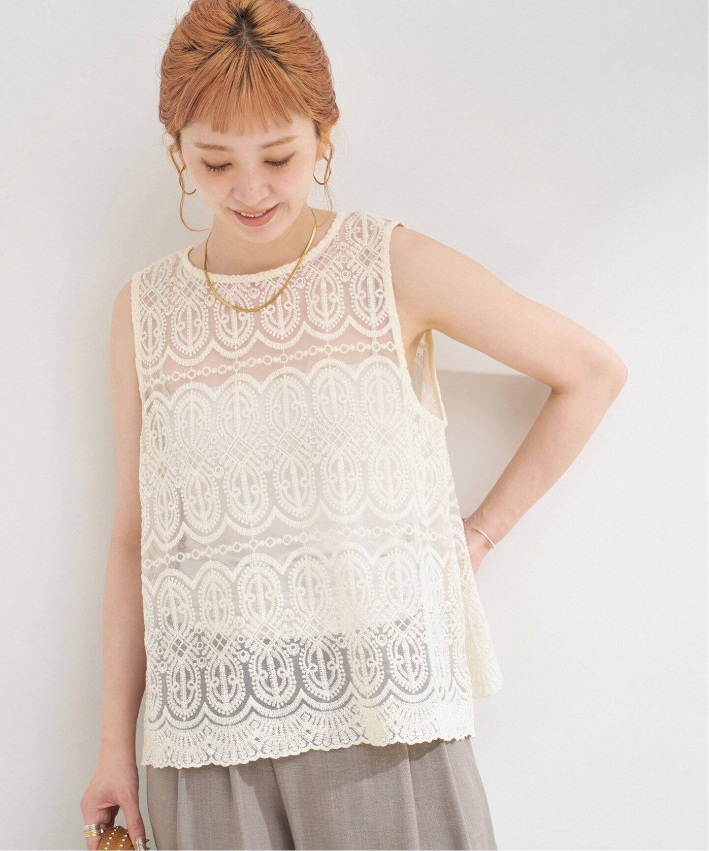 B.C STOCK 《予約》【WEB限定】手洗い可 / 総レースノースリーブブラウス ベーセーストック トップス シャツ・ブラウス ベージュ ブラック【送料無料】のサムネイル