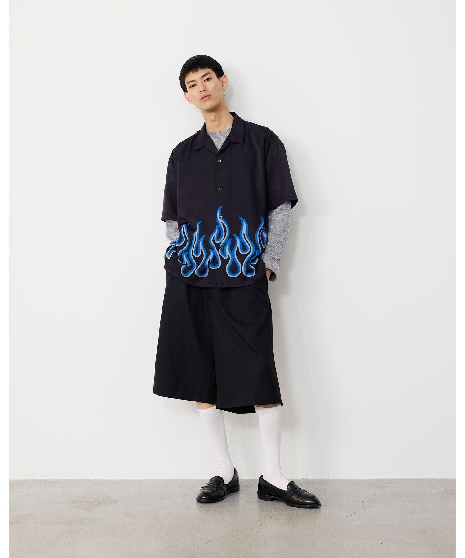 【7/24新規値下げ】BEAMS｜Slacks Wide Shorts｜メンズ パンツ ショートパンツ ショーツ｜ポリエステルウール ツイル素材｜ドレッシー 上品｜ワイドストレートフィット ゆったり｜清涼感 シワになりにくい 速乾｜春夏 ビームス メン パン