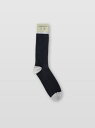 JOHN SMEDLEY（ジョンスメドレー）Unisex Ribbed Bicolour Socks ｜ CORTLANDユニセックスで楽しめるシンプルなバイカラーソックス。　-Colour-NO1　NAVY/SILVERNO2　BLACK/CHARCOALNO3　NAVY/CRANBERRYNO4　PINE/NAVYNO5　CHARCOAL/HIGHLANDGREEN型番：CORTLANDNO1-NO1-S JS6086【採寸】サイズサイズXS23.0-24.5cmS25.0-26.5cm商品のサイズについて【商品詳細】素材：75% Cotton / 25% Nylonサイズ：S、XS※画面上と実物では多少色具合が異なって見える場合もございます。ご了承ください。商品のカラーについて 【予約商品について】 ※「先行予約販売中」「予約販売中」をご注文の際は予約商品についてをご確認ください。■重要なお知らせ※ 当店では、ギフト配送サービス及びラッピングサービスを行っておりません。ご注文者様とお届け先が違う場合でも、タグ（値札）付「納品書 兼 返品連絡票」同梱の状態でお送り致しますのでご了承ください。 ラッピング・ギフト配送について※ 2点以上ご購入の場合、全ての商品が揃い次第一括でのお届けとなります。お届け予定日の異なる商品をお買い上げの場合はご注意下さい。お急ぎの商品がございましたら分けてご購入いただきますようお願い致します。発送について ※ 買い物カートに入れるだけでは在庫確保されませんのでお早めに購入手続きをしてください。当店では在庫を複数サイトで共有しているため、同時にご注文があった場合、売切れとなってしまう事がございます。お手数ですが、ご注文後に当店からお送りする「ご注文内容の確認メール」をご確認ください。ご注文の確定について ※ Rakuten Fashionの商品ページに記載しているメーカー希望小売価格は、楽天市場「商品価格ナビ」に登録されている価格に準じています。 商品の価格についてJOHN SMEDLEYJOHN SMEDLEYの靴下靴下・レッグウェアご注文・お届けについて発送ガイドラッピンググッズ3,980円以上送料無料ご利用ガイド