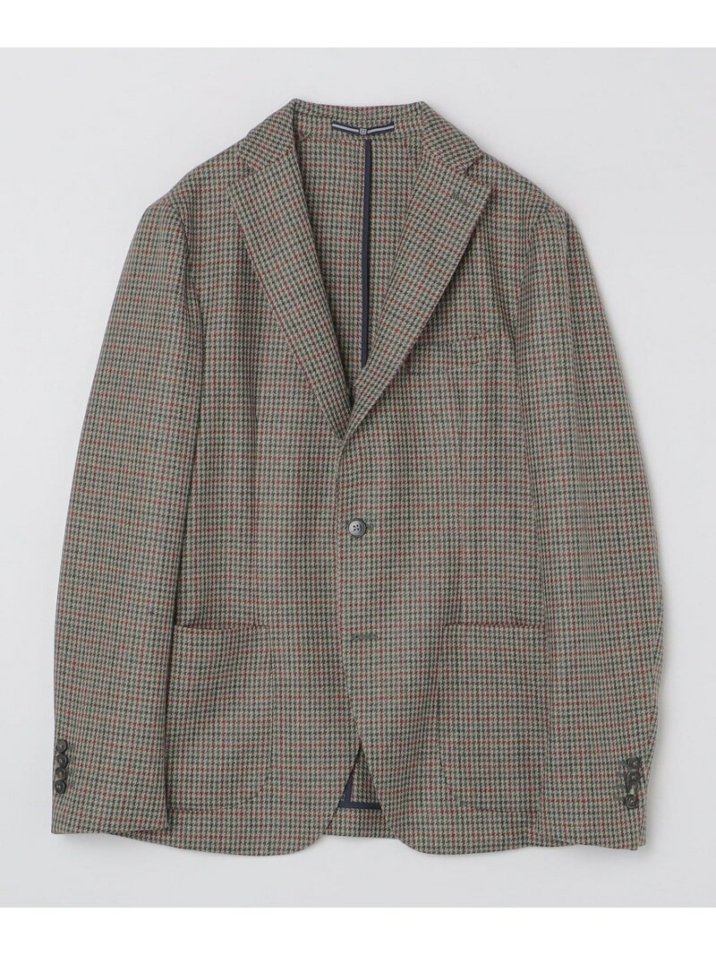 【予約商品について】 ※「先行予約販売中」「予約販売中」をご注文の際は予約商品についてをご確認ください。■重要なお知らせ※ 当店では、ギフト配送サービス及びラッピングサービスを行っておりません。ラッピング・ギフト配送について同時に複数の商品を注文された場合メーカー希望小売価格について置き配についてご利用ガイドSHIPS（シップス）BREUER: ジーロング ハウンドトゥース ジャケットBREUERのハウンドトゥース柄のジャケット【素材特性・デザイン】ウール素材であたたかく快適な着心地のジャケット。ハウンドトゥース柄に、オーバーペーンが配されたクラシカルな香りが漂う1着。【BREUER】(ブリューワー)BREUER（ブリューワー）は1892年にウィーンで誕生しましたが、現在のネクタイの原形を考案したのがアメリカ人のジェシー・ラングスドルフの1926年と、実にその34年も前からブリューワーはヨーロッパでネックウエアを生産していた老舗中の老舗です。現在はニースに本拠地を置いており、南仏ブランド特有の果実や地中海の色鮮やかさを連想させる発色の良さは見る者を虜にし、極細の糸で織る事ができる木製織機から生み出されるイタリア高級生地メーカーで生産されたもののみを採用、ハリのあるシルクは絶妙で、芯地を入れなくてもネクタイが立つ位、目つけのしっかりしたものを選んでおります。また、生地の裁断やカンヌキ留め等の作業は全て手作業で行われています。その上手さには定評があり、最も大切な芯地に表地を巻く作業は、熟練した職人がわずかなズレもなく、丁寧に手作業で行う為、結んだときのディンプル部分の生地浮きが生じません。型くずれを起こさない秘密はこの芯地にあり、芯地に薄いアセテートを巻いてボリュームを出し、その上から表地を重ねる事で、ネクタイを締めた時に芯地と表地の隙間をアセテートが埋める為、型くずれが起きません。【注意事項】※末永く愛用頂く為に、アテンションタグ・洗濯ネームを必ずご確認の上、着用又はお取り扱いください。※撮影環境による光の当たり具合やパソコン・スマートフォンなどの閲覧環境によって、実際の色味と異なって見える場合があります。　商品の色味は商品単体で撮影した画像をご参照ください。※画像の商品はサンプルです。　実際の商品と仕様、加工、サイズが若干異なる場合がございます。型番：117080107-28-46 KB0087【採寸】サイズ着丈肩幅身幅そで丈4670.7cm42.2cm48.1cm63.6cm4871.5cm43.0cm48.5cm64.2cm5072.2cm44.4cm52.4cm65.1cm5273.5cm45.5cm53.0cm66.1cm商品のサイズについて【商品詳細】イタリア素材：表地: 毛100%、 袖裏地: ポリエステル100%サイズ：46、48、50、52※画面上と実物では多少色具合が異なって見える場合もございます。ご了承ください。商品のカラーについてこの商品はセール商品のため返品・交換対象外です詳細はこちら &gt;&gt;