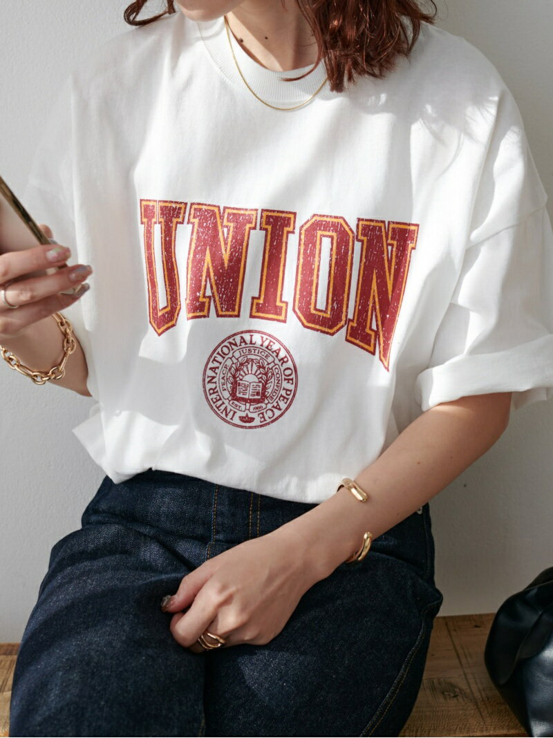 Discoat 【再販決定!】サークルカレッジロゴ半袖Tシャツ《WEB限定》 ディスコート トップス カットソー・Tシャツ ホワイト ベージュ ネイビーのサムネイル