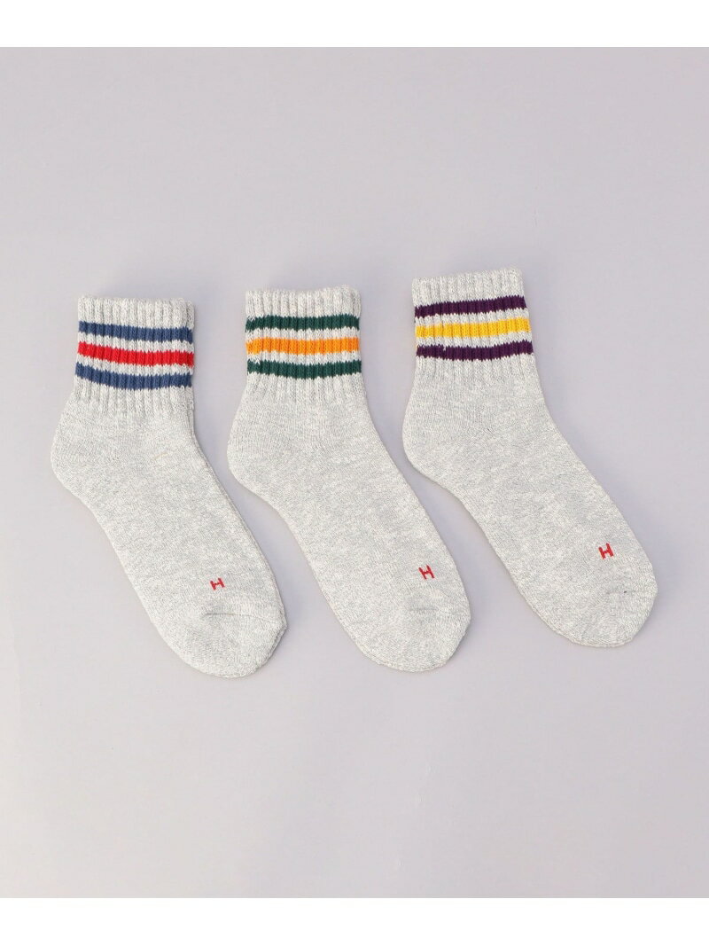 【予約商品について】 ※「先行予約販売中」「予約販売中」をご注文の際は予約商品についてをご確認ください。■重要なお知らせ※ 当店では、ギフト配送サービス及びラッピングサービスを行っておりません。ラッピング・ギフト配送について同時に複数の商品を注文された場合メーカー希望小売価格についてご利用ガイドcoen（コーエン）HealthKnit(ヘルスニット)ラインソックス【3足セット】クォーター丈でオールシーズン活躍！Healthknit（ヘルスニット）のカジュアルソックス■デザイン/素材3本ラインがポイントのリブソックスです。スラブの生地感が特徴的で、カジュアルなコーディネートにマッチしやすいデザイン。大人っぽいカラーリングも目を惹きます。トレンドのスポーツサンダルに合わせて着用するのもおすすめ。クォーター丈のソックスはオールシーズン活躍するため、手に入れておきたいアイテムです。対応サイズ：25-27cm※靴下の底面に付いているHealthknitのロゴマークにつきまして、靴下の伸縮性を妨げないよう、あまり強力に接着をしておりません為、着用や洗濯によりロゴマークが剥がれてしまったり、ひび割れを起こすことがございます。仕様としてご理解頂けますようお願い申し上げます。【Healthknit/ヘルスニット】Healthknitは1900年、テネシー州ノックスビルに高品質なアンダーニットウェアメーカーとして誕生。今もなおアメリカ南部の上質な原料から紡績、ソーイングまでの一貫した生産管理でデザインさています。高品質に裏付された確かな着心地と耐久性で、全米に広く名をとどろかせた100年以上続く老舗ブランドです。【注意点】※撮影商品はサンプルの為、実際の仕様と異なる場合がございます。※画像の商品は光の照射や角度、お使いのモニター環境により、実物と色味が異なる場合がございます。スタジオ物撮りの画像が実物の色味に一番近くなっております。※予約商品の場合、お届け予定はあくまでも目安となります。生産の都合上、お届け時期が前後したり実店舗入荷時期とずれる場合がございますので、あらかじめご了承ください。品名：HealthKnitライン3P品番：75804000003型番：75804000003-91-00 QE9133【採寸】FREE：高さ12商品のサイズについて【商品詳細】中国製素材：-サイズ：FREE洗濯機洗い可※画面上と実物では多少色具合が異なって見える場合もございます。ご了承ください。商品のカラーについて