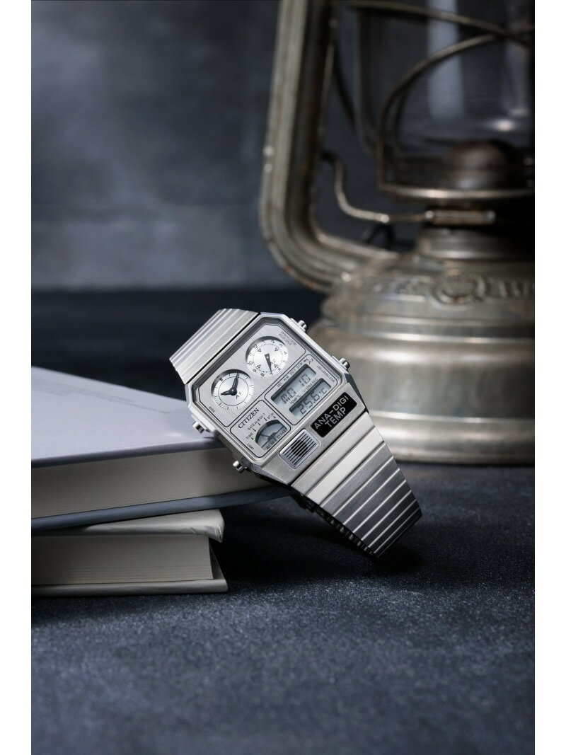 【予約商品について】 ※「先行予約販売中」「予約販売中」をご注文の際は予約商品についてをご確認ください。■重要なお知らせ※ 当店では、ギフト配送サービス及びラッピングサービスを行っておりません。ラッピング・ギフト配送について同時に複数の商品を注文された場合メーカー希望小売価格についてご利用ガイドCITIZEN（シチズン）シチズン レコードレーベル アナデジテンプ CITIZEN JG2101-51H 限定モデルMetallicANA-DIGITEMP1980年代に登場した、レトロフューチャーなデザインが現在でも大人気のアナデジテンプより、限定モデルが登場。ケース、バンド、文字板にステンレスを使い、全体をワンカラーでまとめた高級感あふれるフルメタル仕様です。文字板の上板に施した粗いヘアラインが、メタルの質感をきわだたせます。※裏ぶたの生産国に関する刻印は実際の商品と異なる場合があります。キャリバー　No.8989動力　電池式精度　±15秒／月持続時間　電池寿命：約2年ケース素材　ステンレスバンド素材・タイプ　ステンレス・フリータイプガラス　クリスタルガラス防水性能　日常生活用防水デザイン特徴　夜光(針＋インデックス)【機能】電池寿命切れ予告機能パーペチュアルカレンダー照明デイ＆デイト表示日付早修正機能12／24時間表示切替機能1/1000秒クロノグラフ(12時間計)デュアルタイム機能温度計機能アラーム時報メーカー保証　国際保証3年間(購入後1年以内にMYCITIZENご登録で国内保証5年間)型番：JG2101-51H-SV-F QP6177【採寸】サイズフリー重量69g厚み8.0mmケースサイズ横 32.5mmバンド幅mmバンド調整可能サイズ138ー190mm商品のサイズについて【商品詳細】サイズ：フリー※画面上と実物では多少色具合が異なって見える場合もございます。ご了承ください。商品のカラーについて