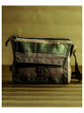 BEAMS PLUS BRIEFING * BEAMS PLUS / 別注 FLEET MESSENGER BAG KHAKI ビームス メン バッグ その他のバッグ ベージュ【送料無料】