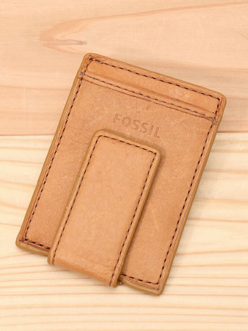 FOSSIL（フォッシル）(M)INGRAM/ML3235最低限のカードさえ持っていれば十分という方にぴったりのIngramマルチカード。なめらかなレザーと機能的なシルエットが魅力的です。型番：ML3235-222-0 S82313【採寸】サイズ縦横ONE9.87商品のサイズについて【商品詳細】インド/中国素材：牛革サイズ：ONE※画面上と実物では多少色具合が異なって見える場合もございます。ご了承ください。商品のカラーについて 【予約商品について】 ※「先行予約販売中」「予約販売中」をご注文の際は予約商品についてをご確認ください。■重要なお知らせ※ 当店では、ギフト配送サービス及びラッピングサービスを行っておりません。ご注文者様とお届け先が違う場合でも、タグ（値札）付「納品書 兼 返品連絡票」同梱の状態でお送り致しますのでご了承ください。 ラッピング・ギフト配送について※ 2点以上ご購入の場合、全ての商品が揃い次第一括でのお届けとなります。お届け予定日の異なる商品をお買い上げの場合はご注意下さい。お急ぎの商品がございましたら分けてご購入いただきますようお願い致します。発送について ※ 買い物カートに入れるだけでは在庫確保されませんのでお早めに購入手続きをしてください。当店では在庫を複数サイトで共有しているため、同時にご注文があった場合、売切れとなってしまう事がございます。お手数ですが、ご注文後に当店からお送りする「ご注文内容の確認メール」をご確認ください。ご注文の確定について ※ Rakuten Fashionの商品ページに記載しているメーカー希望小売価格は、楽天市場「商品価格ナビ」に登録されている価格に準じています。 商品の価格についてFOSSILFOSSILのその他の財布・ポーチ・ケース財布・ポーチ・ケースご注文・お届けについて発送ガイドラッピンググッズ3,980円以上送料無料ご利用ガイドこの商品はセール商品のため返品・交換対象外です詳細はこちら &gt;&gt;