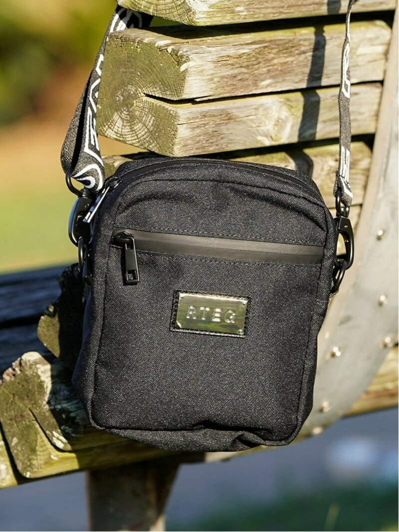 Retro Engine Retro Engine/(M)RTEGプレートショルダーバッグ アダムスジャグラー バッグ ショルダーバ..