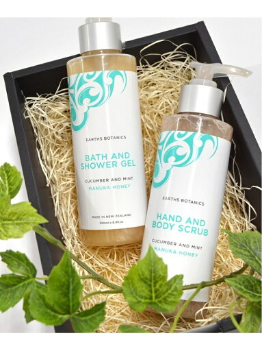 MATAKANA BOTANICALS EB C&M ブリーズ ボディケアセット アントレスクエア コフレ・キット・セット コフレ・コスメキット・ギフトセット ホワイト【送料無料】 MATAKANA BOTANICALS EB C&M ブリーズ ボディケアセット アントレスクエア コフレ・キット・セット コフレ・コスメキット・ギフトセット ホワイト【送料無料】