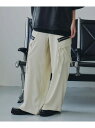 【SALE/30%OFF】tk.TAKEO KIKUCHI AラインサイドZIPカーゴパンツ ティーケータケオキクチ パンツ その他のパンツ ブラック ホワイト グレー【RBA_E】【送料無料】
