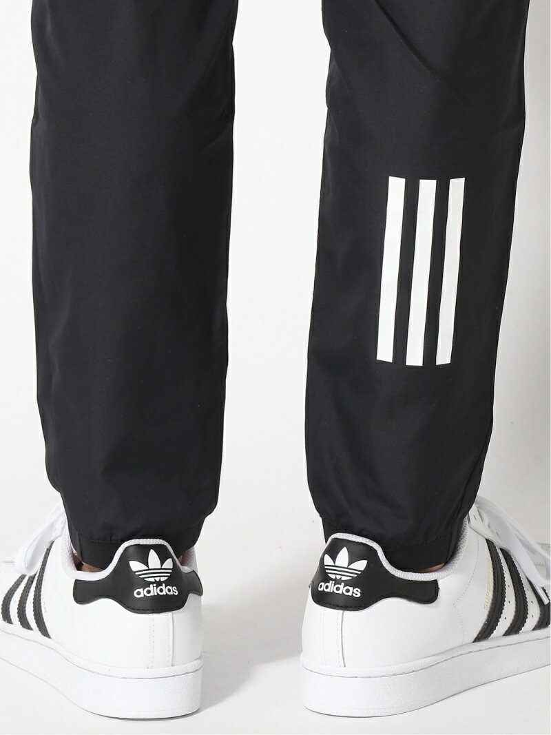 cb8564-01_7.jpg?_ex=400x537&s=