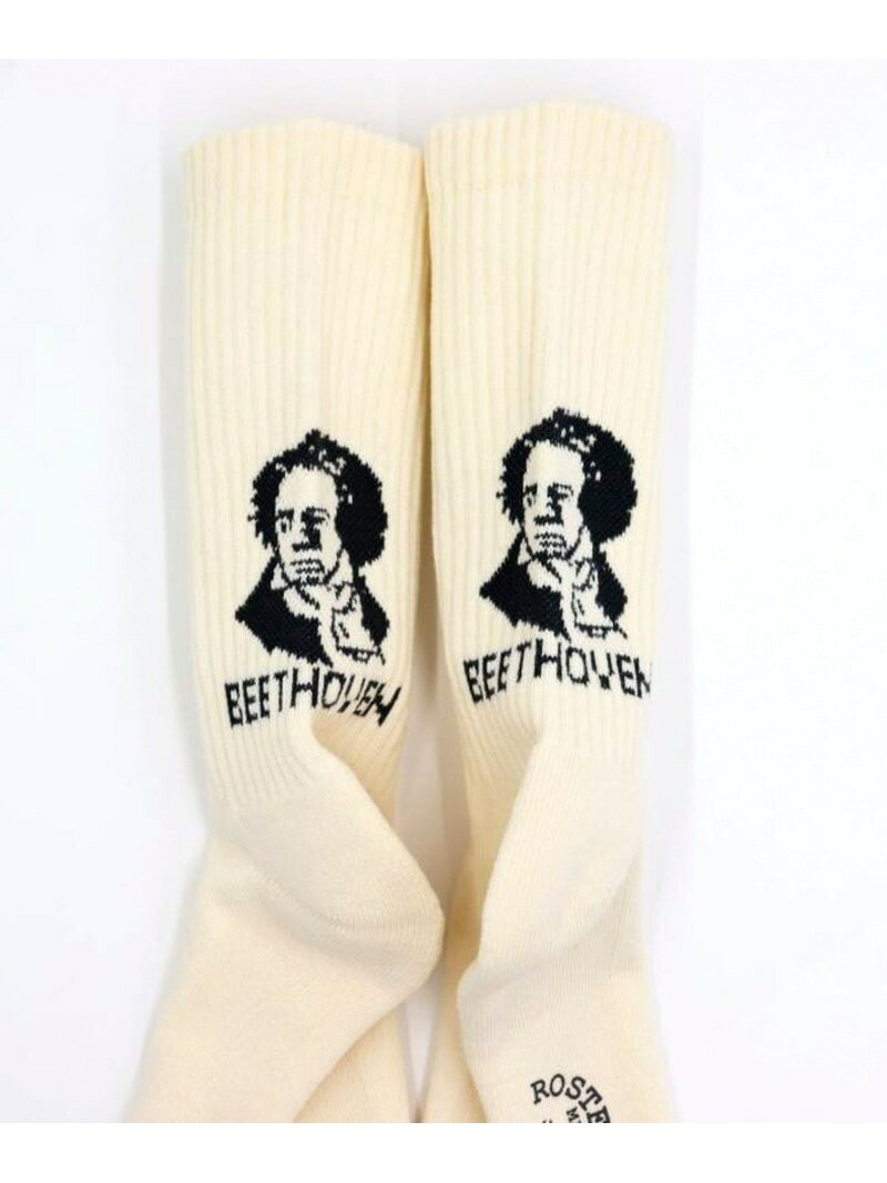 【予約商品について】 ※「先行予約販売中」「予約販売中」をご注文の際は予約商品についてをご確認ください。■重要なお知らせ※ 当店では、ギフト配送サービス及びラッピングサービスを行っておりません。ラッピング・ギフト配送について同時に複数の商品を注文された場合メーカー希望小売価格についてご利用ガイドFREDY & GLOSTER（フレディ アンド グロスター）【ROSTER SOX/ロスターソックス】BEETHVENNo.RS-476クラシックな遊び心で足元にインパクトブークレー糸×パイル底で快適な履き心地■ おすすめポイント・【遊び心あるデザイン】クラシック音楽の巨匠「ベートーヴェン」をモチーフにしたユニークなソックス。・【快適な履き心地】ブークレー糸を採用し、柔らかく程よい凹凸感が楽しめます。・【クッション性◎】足底はパイル仕様でふかふかの履き心地、長時間の着用でも疲れにくい。・【仕上げのこだわり】本生産では文字部分にナイロンを使用し、よりくっきりとした発色に。・【豊富なカラバリ】ベーシックカラーから差し色まで揃え、ギフトにも最適。■ おすすめスタイリング提案・カジュアルデニムスタイルに差し込むシンプルなデニムとスニーカーに合わせて、足元から遊び心を演出。・セットアップの外しアイテムにジャケット＆スラックスに、あえてこのソックスを覗かせて大人のユーモアをプラス。・ショーツコーデで主役に夏はショーツと合わせて、ベートーヴェン柄をしっかり見せるコーデが◎。#ROSTERSOX #ロスターソックス #BEETHOVEN #遊び心ソックス #パイルソックス #ギフトにおすすめ #ユニセックスアイテム #足元コーデ※サイズ：25ー27cm【ROSTER SOX/ロスターソックス】ROSTER(ロスター)は野球用語で1軍登録を意味します。ブランド名には、靴下業界において日本製、機能素材のあるスポーツソックスに特化し、そのデザインとクオリティで1軍として活躍したいという願いが込められています。靴下ひとつで気分が変わる、コーディネートが変わる、そんなデザイナーが生まれ育った環境やフィーリングをデザインに落とし込んでいます。機能性とデザイン性の融合、ありそうでなかなか見つからなかったソックスが日本製で実現しました。※商品画像に関しては出来る限り忠実に表示出来るよう努めておりますが、お客様がご利用のモニターの設定及び特性により、実際の商品と比較し色味に若干の誤差が生じる場合があります。型番：5-0787-5-65-352-11-01 QE3574【採寸】サイズ高さF25ー27cm商品のサイズについて【商品詳細】日本製素材：綿,アクリル,その他サイズ：F※画面上と実物では多少色具合が異なって見える場合もございます。ご了承ください。商品のカラーについて