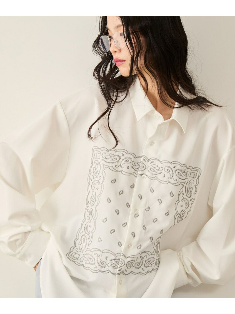 【SALE/50%OFF】JUNRed ワイドフィットリリーフ刺繍レギュラーカラーシャツ ジュンレッド トップス シャツ・ブラウス ブラック ホワイト【RBA_E】