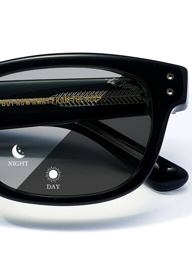 THE CRIMIE ROB BIKER SHADE PHOTOCHROMIC LENS SUNGLASSES(調光レンズ) ガーデン ファッション雑貨 サングラス【送料無料】 THE CRIMIE ROB BIKER SHADE PHOTOCHROMIC LENS SUNGLASSES(調光レンズ) ガーデン ファッション雑貨 サングラス【送料無料】