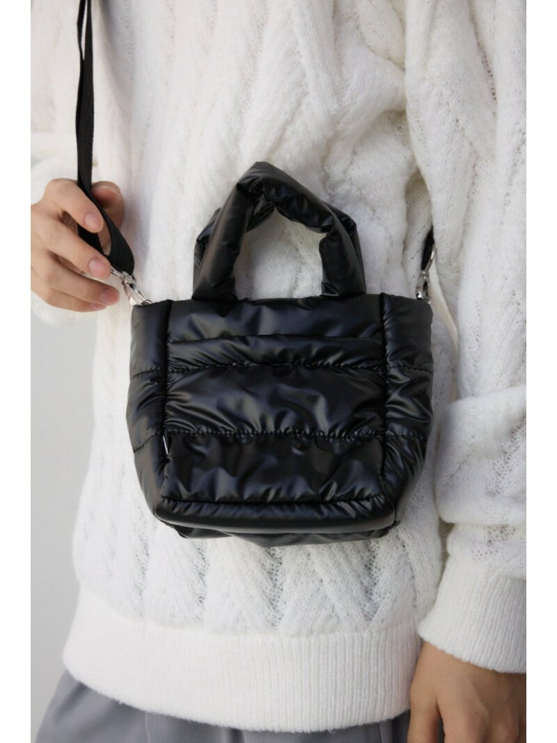 AZUL BY MOUSSY シレー中綿ミニトートバッグ アズールバイマウジー バッグ その他のバッグ ブラック【送料無料】