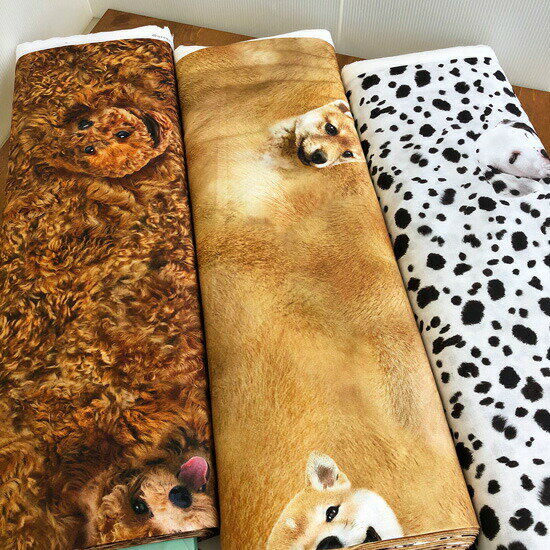 ●WHAT do you make?/トイプードル・柴犬・ダルメシアン柄の生地/5匹のワンコが隠れているインクジェットプリント生地です/シーチング生地/入園入学...