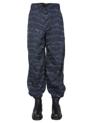 【正規取扱店】【送料無料】 マルセロバーン MARCELO BURLON COUNTY OF MILAN ジョガーパンツ メンズ CMCA172_F21FAB0014945 【楽天海外通販】 【正規取扱店】【送料無料】 マルセロバーン MARCELO BURLON COUNTY OF MILAN ジョガーパンツ メンズ CMCA172_F21FAB0014945 【楽天海外通販】