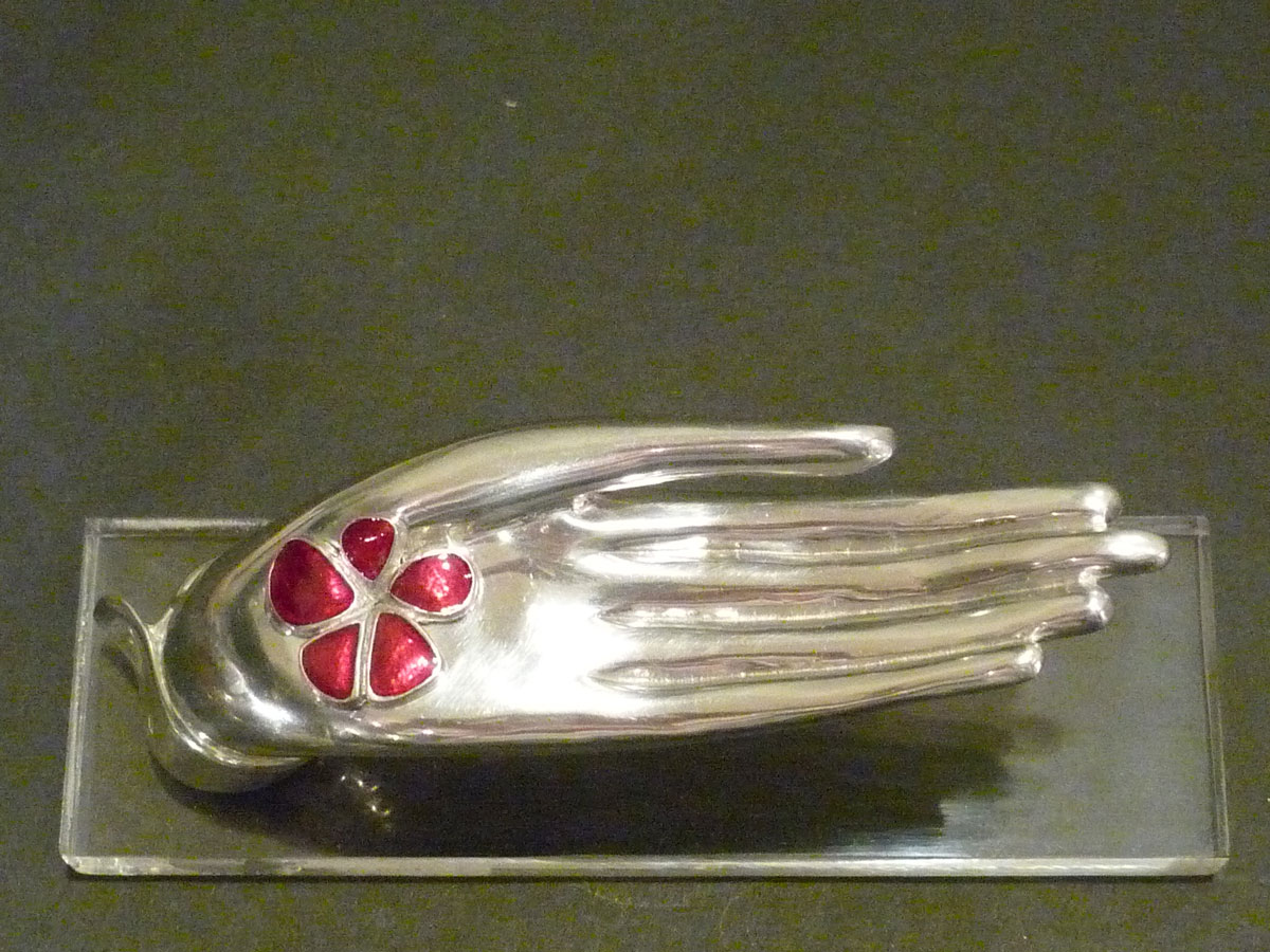 �ԥ塼�����������ɥۥ������ʩ�ͤμ��