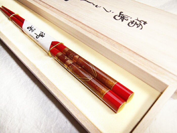 輪島漆箸 手書き蒔絵箸桜富士(さくらふじ)1膳桐箱入り【送料無料】【母の日/父の日/結婚式/引き出物/プチギフト/御祝い/御礼/挨拶/景品/イベント/記念品/誕生日/敬老の日/各種ギフトに】