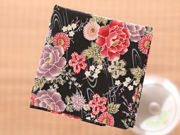 大判和柄ハンカチ【波紋に牡丹】黒　ちりめん調