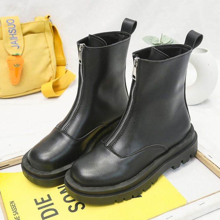 フロントジップ ファスナー ショート ブーツ トラックソール 厚底 靴 シューズ 美脚 黒 おすすめ レディース オシャレ トレンド 人気 プチプラ 韓国ファッション 2023秋冬新作【k3-jy808】【予約：15-20日】【送料無料】宅込のサムネイル