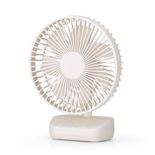 【卓上扇風機】置き場所に困らないどこでもFANTASTIC のコードレスコンパクトFAN。野外でも使用できて、マグネット付きで冷蔵庫に設置も可能です。薄型設計でちょっとした隙間に収納できます。 【DCモーター搭載】毎日の使用にうれしいDCモーター搭載の省エネモデル。消費電力が少なく、節電につながります。さらに、静音性にも優れており、寝室でのサイドテーブルなどで使用しても音が気になりません。 【2電源対応】利用シーンに合わせてUSB、充電池から接続先を選べます。リチウムイオン電池搭載でコードレスでも使用可能なので、場所を選ばず様々なシーンで活躍します。 【風量・角度調節】風量は利用シーンに合わせて3段階(弱/中/強)で調節可能です。角度設定は手動で上下最大105°まで調節可能です。下向き送風もできて、顔から手元までお好みの角度に風を送ることができます。