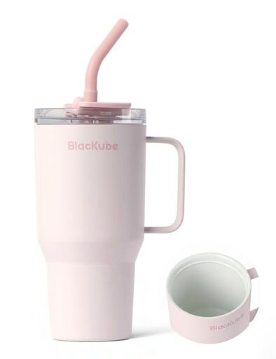 水分補給 【真空断熱構造・優れた保温保冷力】Blackubeのストロー付きタンブラー(600ml)は、食品グレードの304ステンレス鋼を使用した二重構造の真空断熱設計。外気の影響を受けにくく、飲み物の温度を長時間キープし、保温・保冷の両方に優れています 【全内面セラミックコーティング】飲み物が直接触れる内側には、全面セラミックコーティングを施しました。ステンレス特有の金属臭を防ぎ、コーヒーやお茶本来の風味・香りをそのまま楽しめます。陶器のようになめらかで清潔感のある飲み心地を実現します 【ストロー&amp;直飲みの2WAYフタ】ストロー飲み・直飲みを自由に切り替えられるフタ付きタンブラー。シーンや気分に合わせて使い分けられ、1本で一日中の水分補給に対応します。高い密閉性を備え、保温性にも配慮。フタやストロー、各パーツは分解でき、お手入れも簡単です 【ミニマルデザイン・上品な質感】ステンレス製の一体型ハンドルを採用。持ち運びやすく、日常使いにも安心です。マットな質感の仕上げで、滑りにくく安定した持ち心地です。